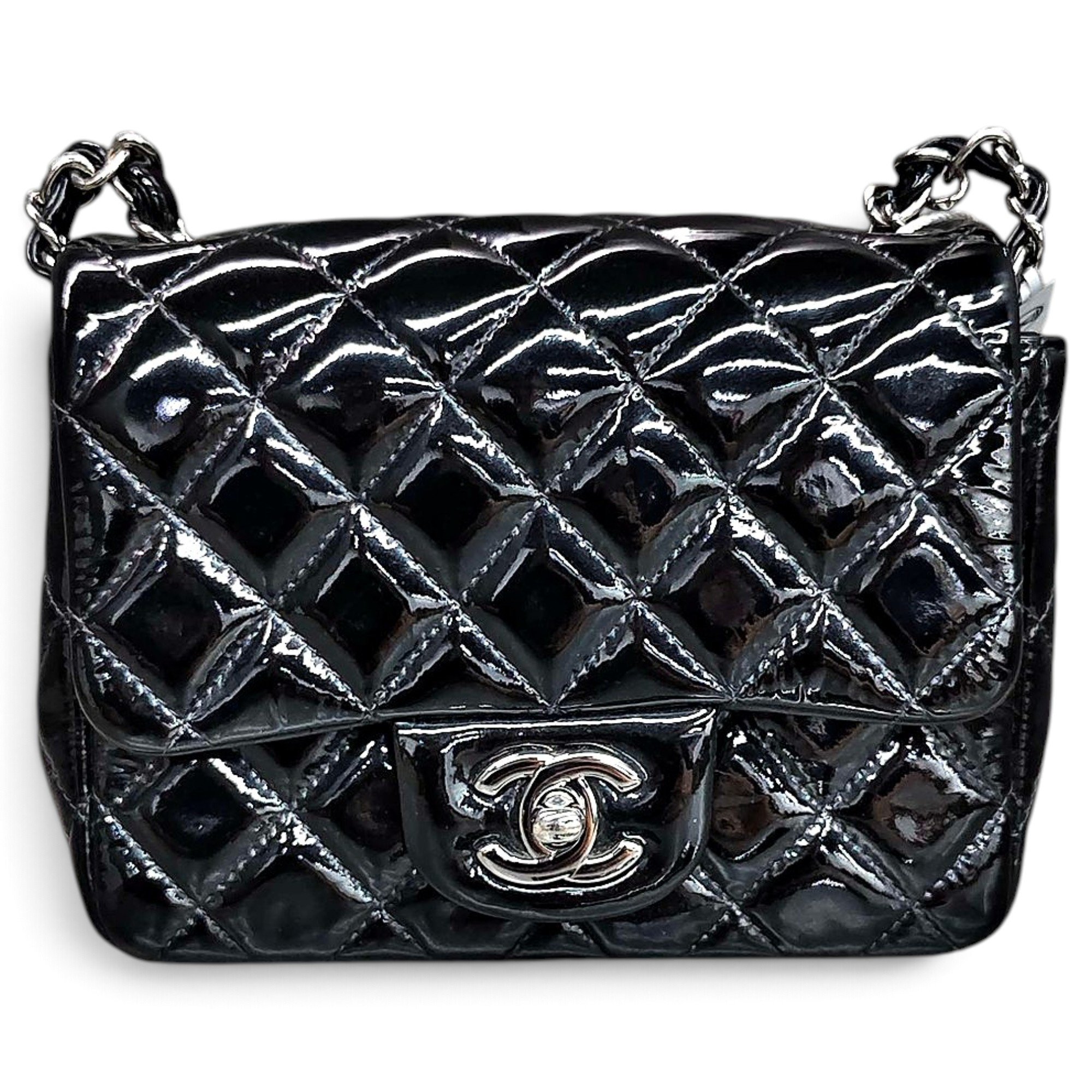 Timeless/Classique patent leather handbag