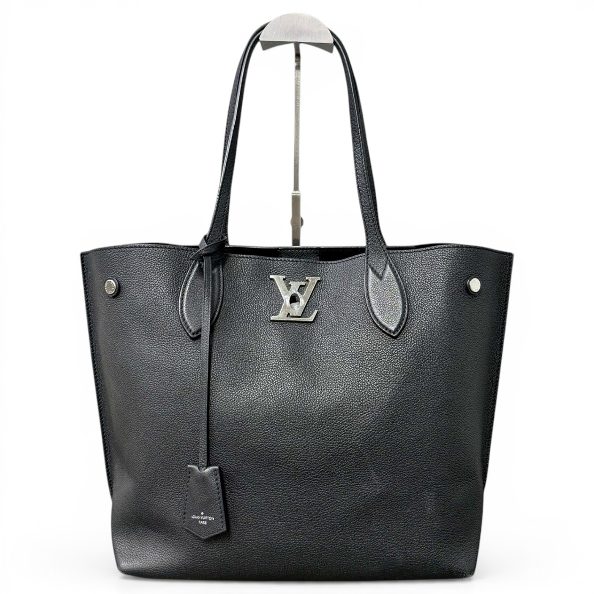 Lockmeto leather tote