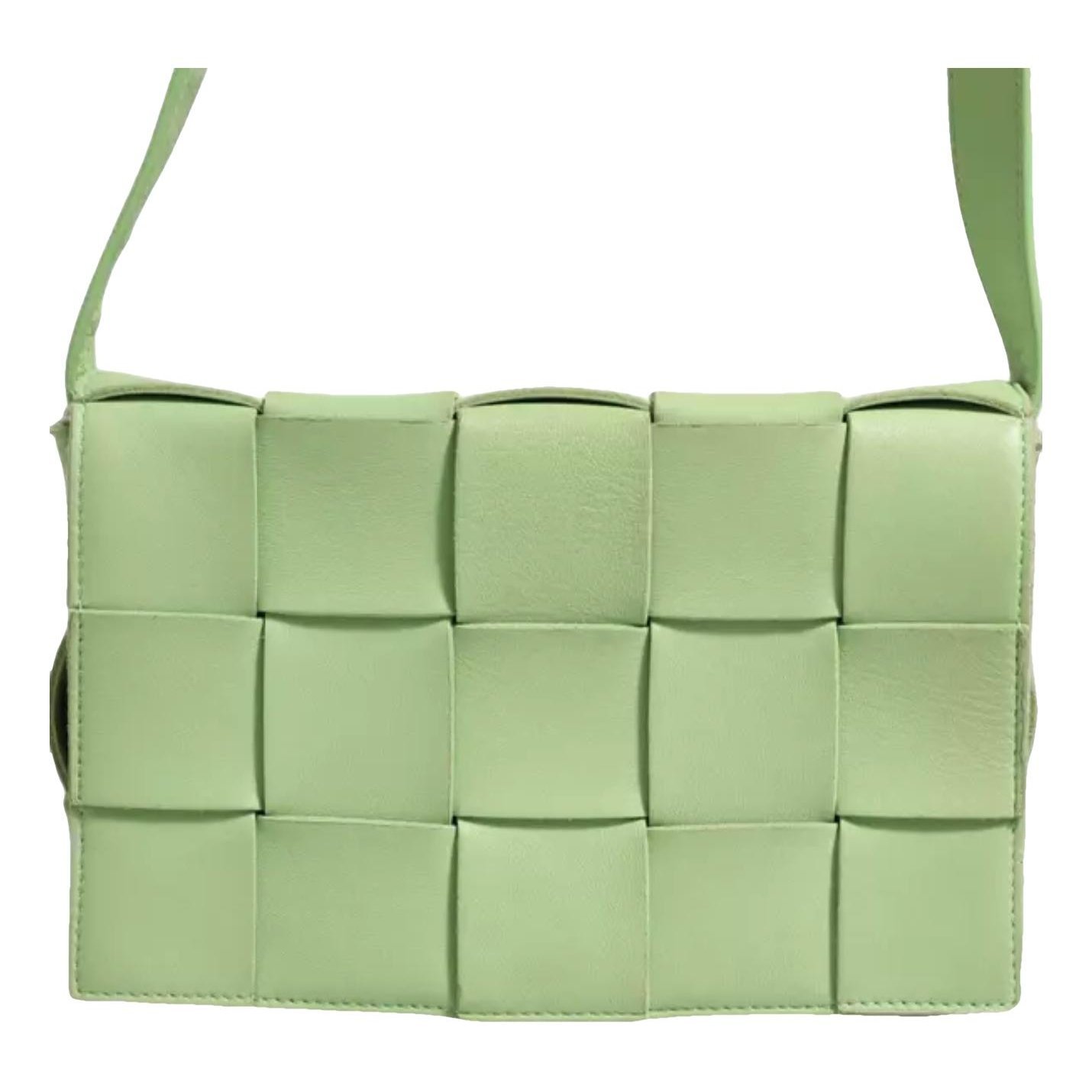 Cassette Padded leather handbag