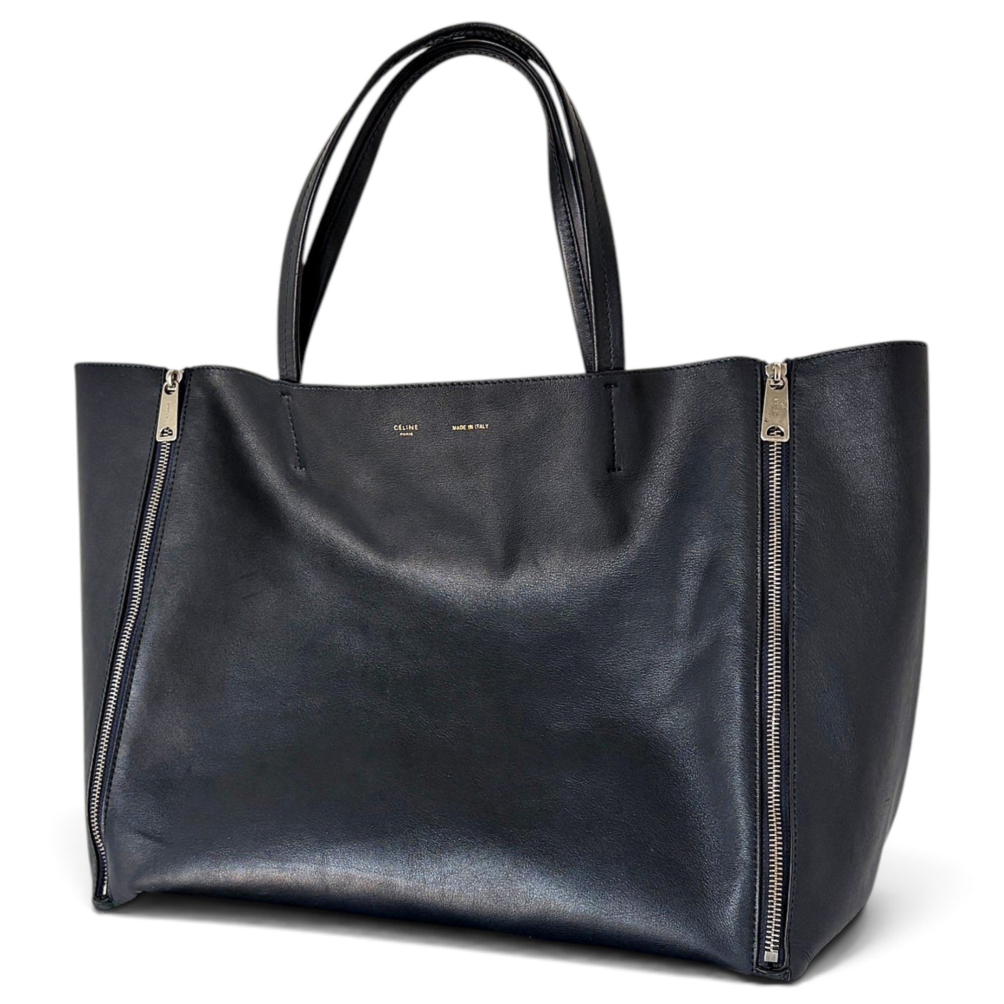 Gusset leather handbag
