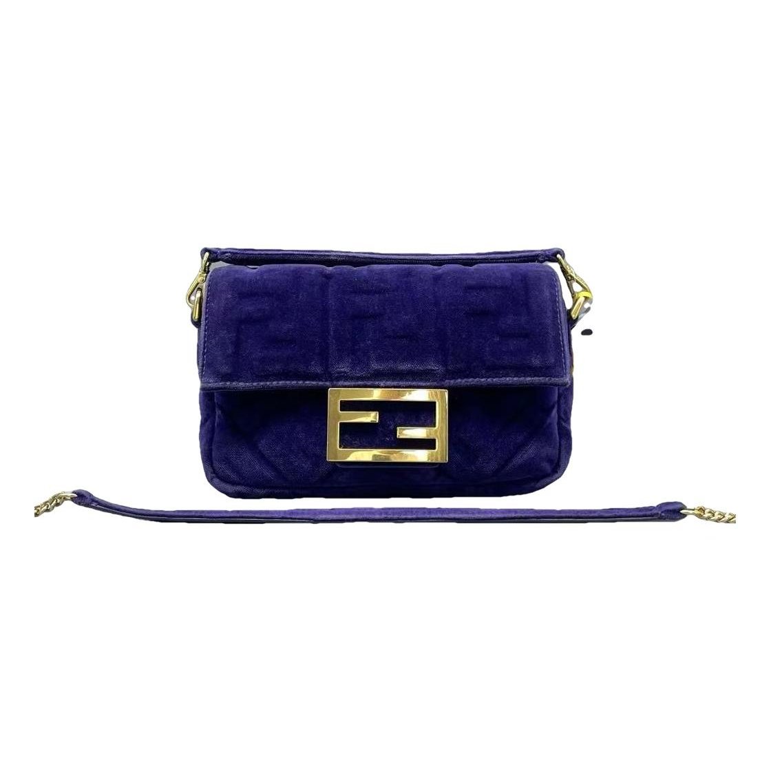 Baguette velvet handbag