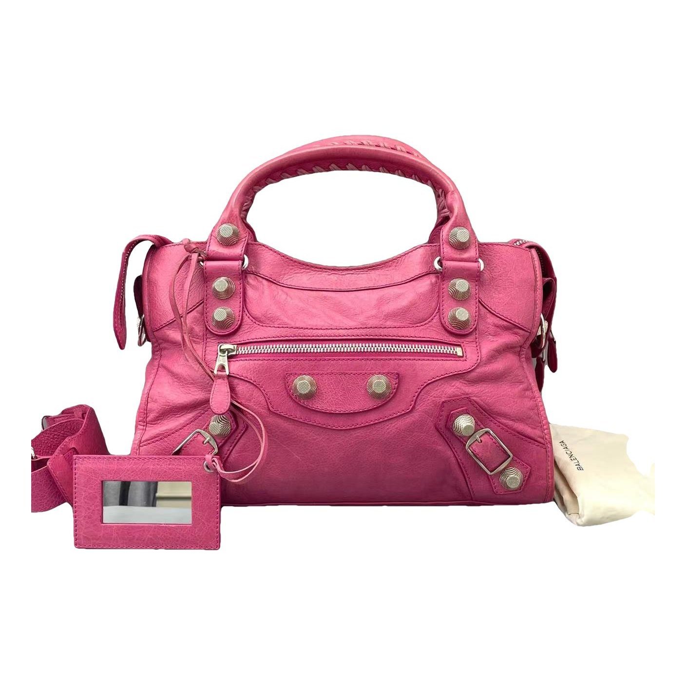 City leather crossbody bag