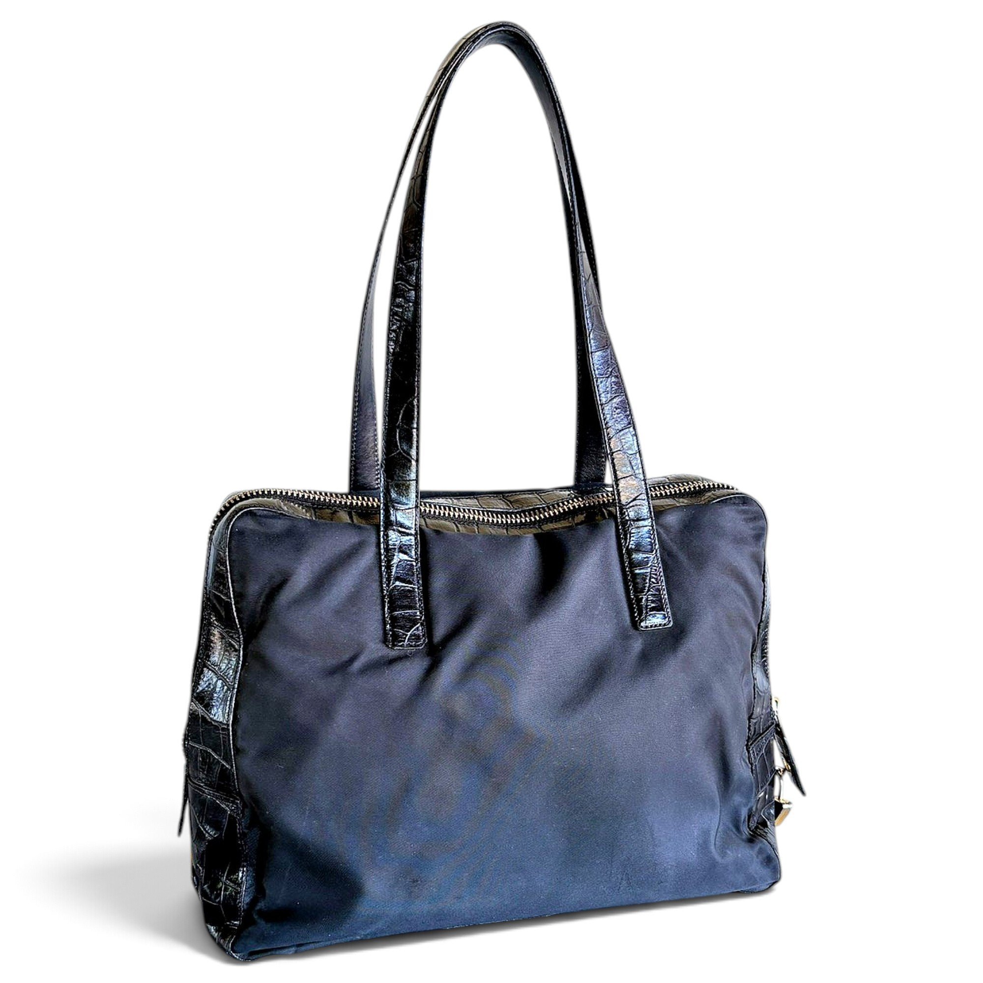 Leather handbag