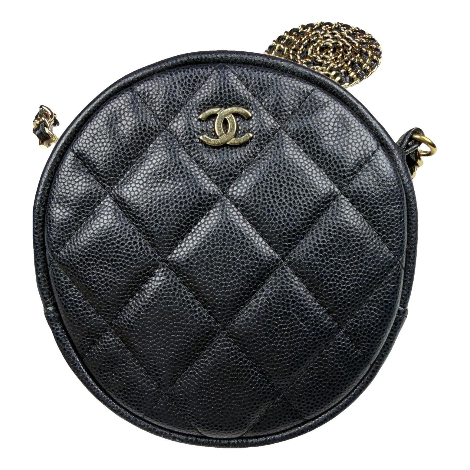 Chanel 19 leather handbag