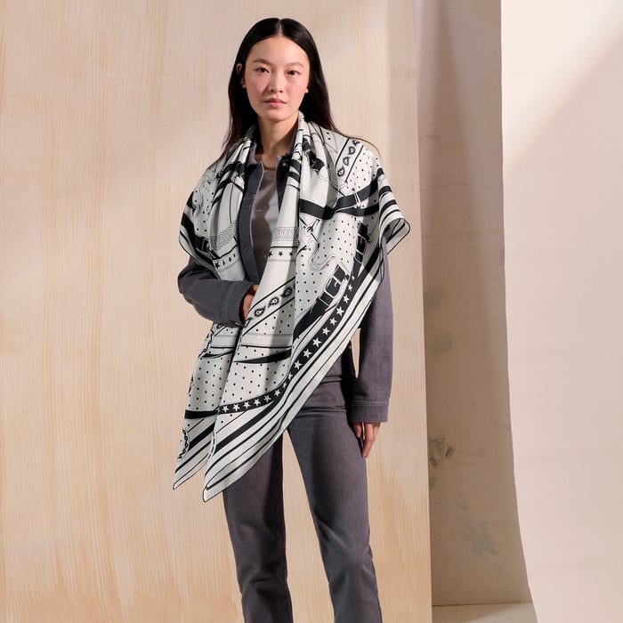 La Promenade Du Matin Bandana Double Face Scarf 140