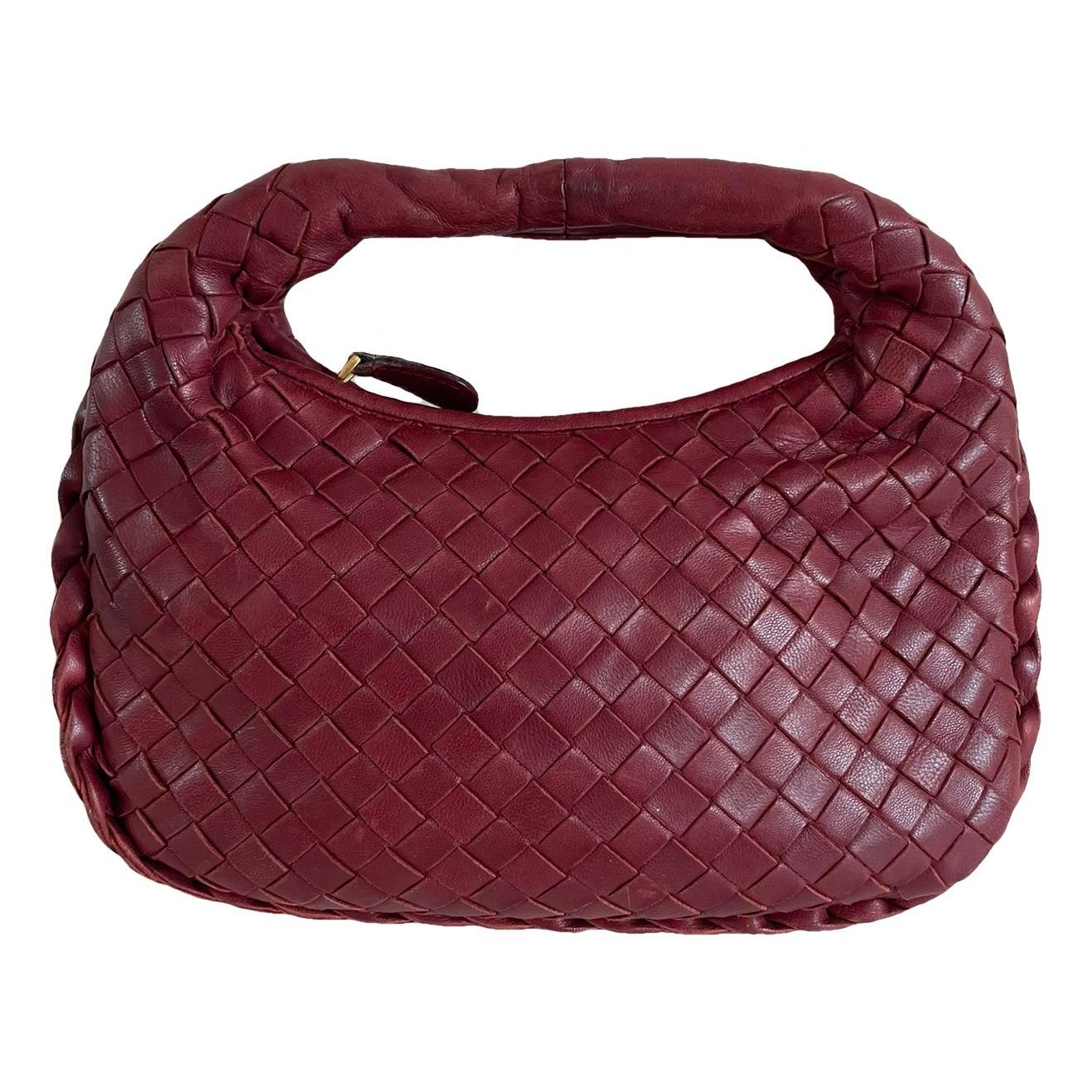 Veneta leather handbag