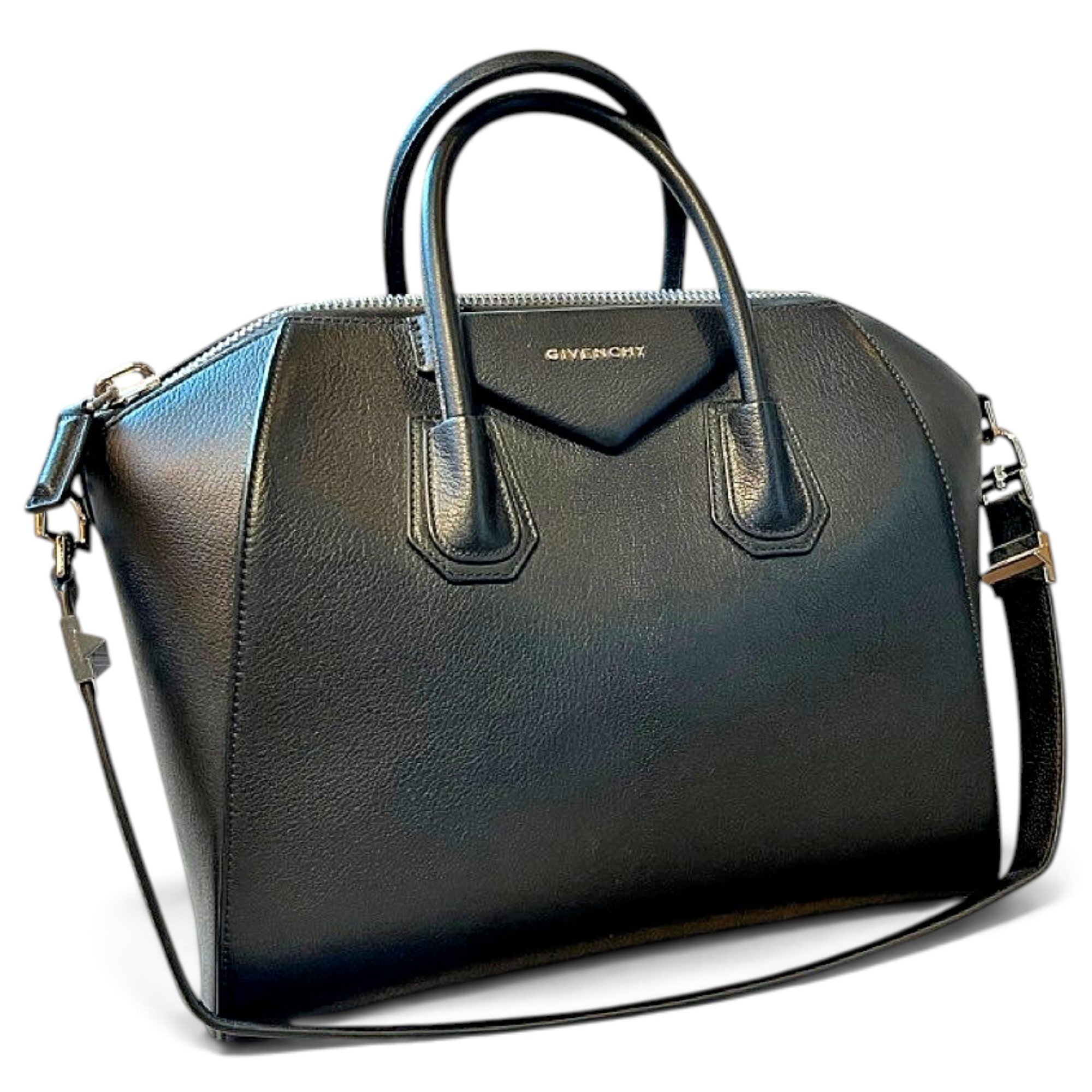 Antigona leather handbag