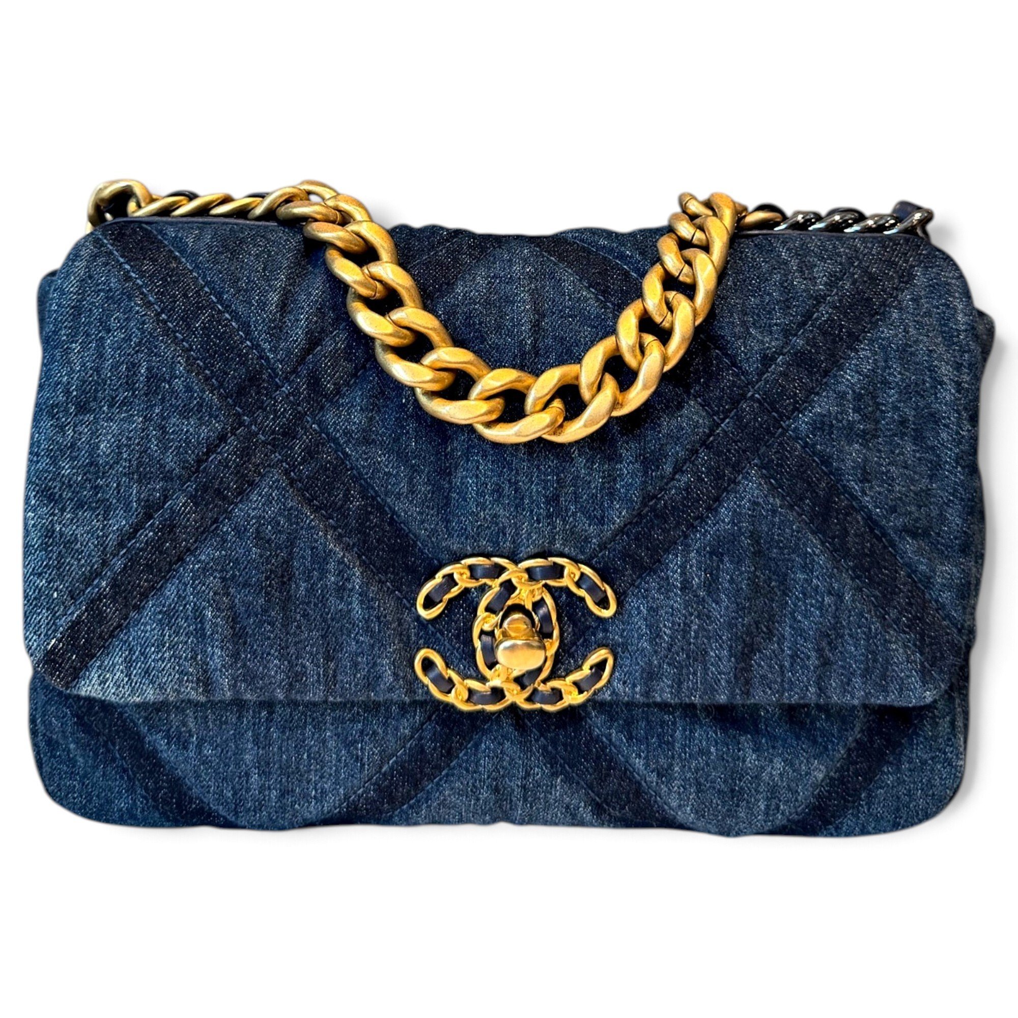 Chanel 19 handbag