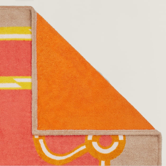 Do Re Boucles Beach Towel