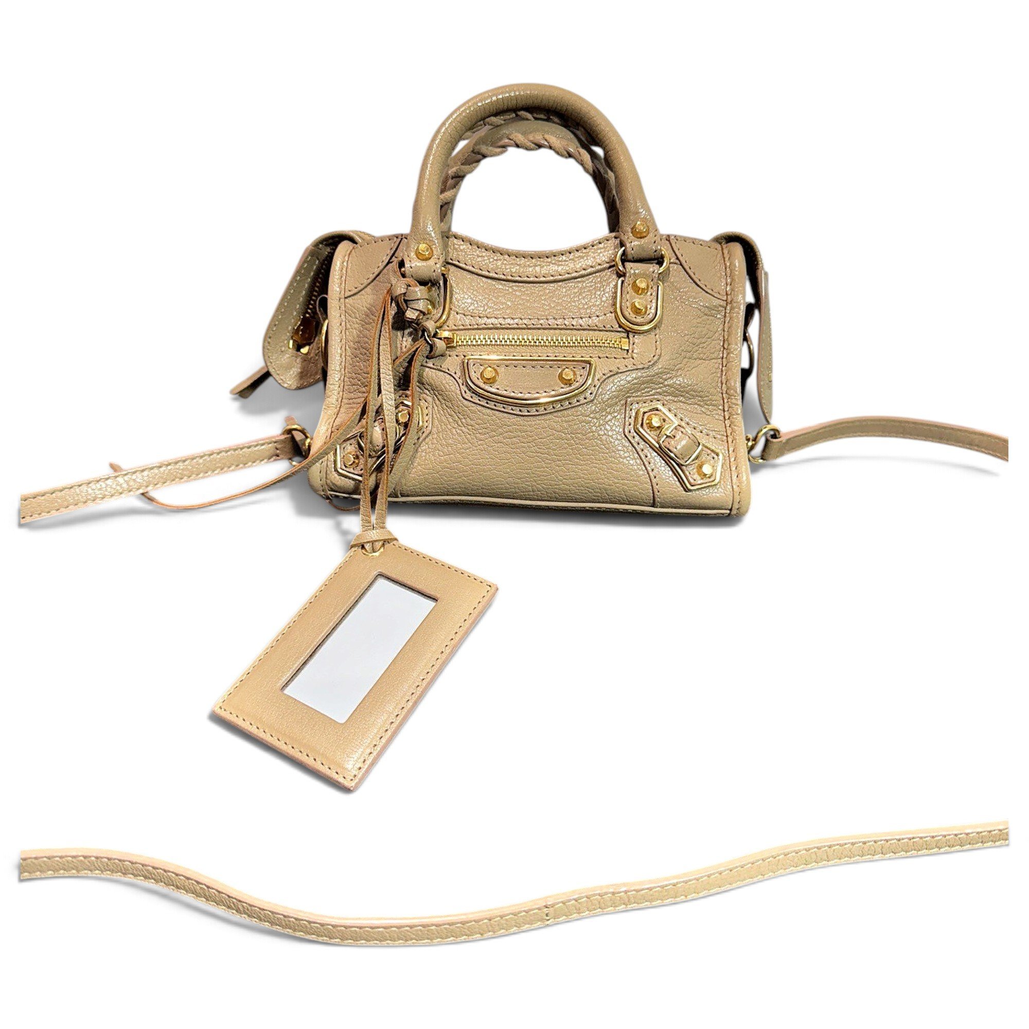 City leather crossbody bag