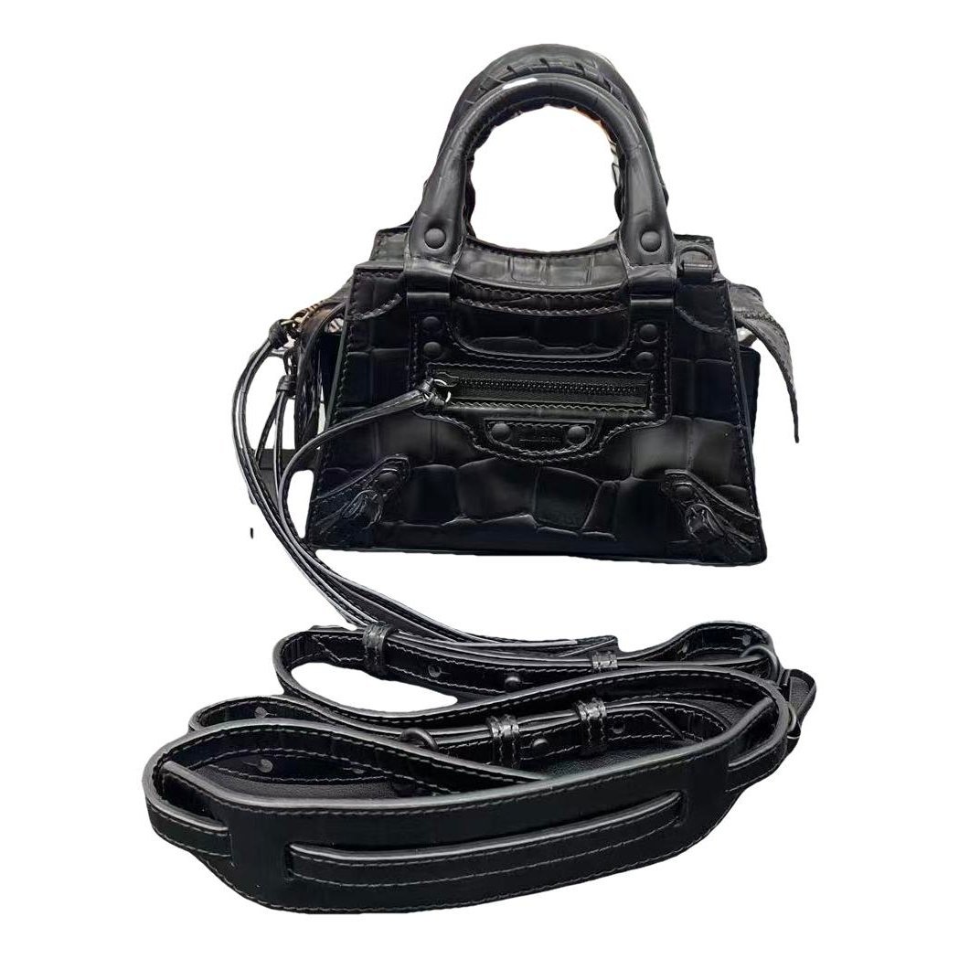 City leather handbag