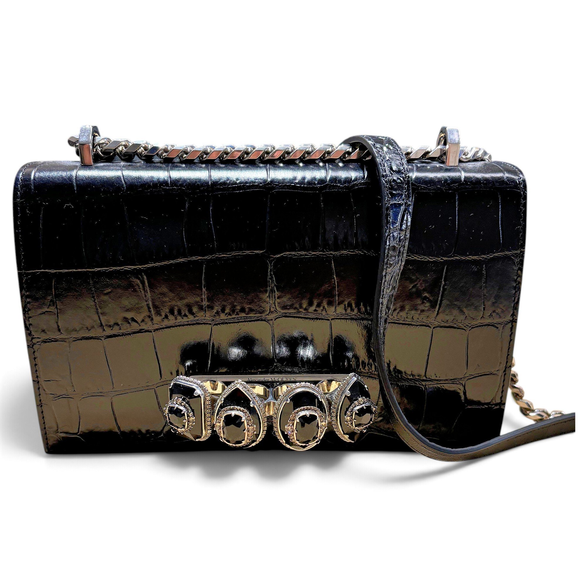 Knuckle leather handbag