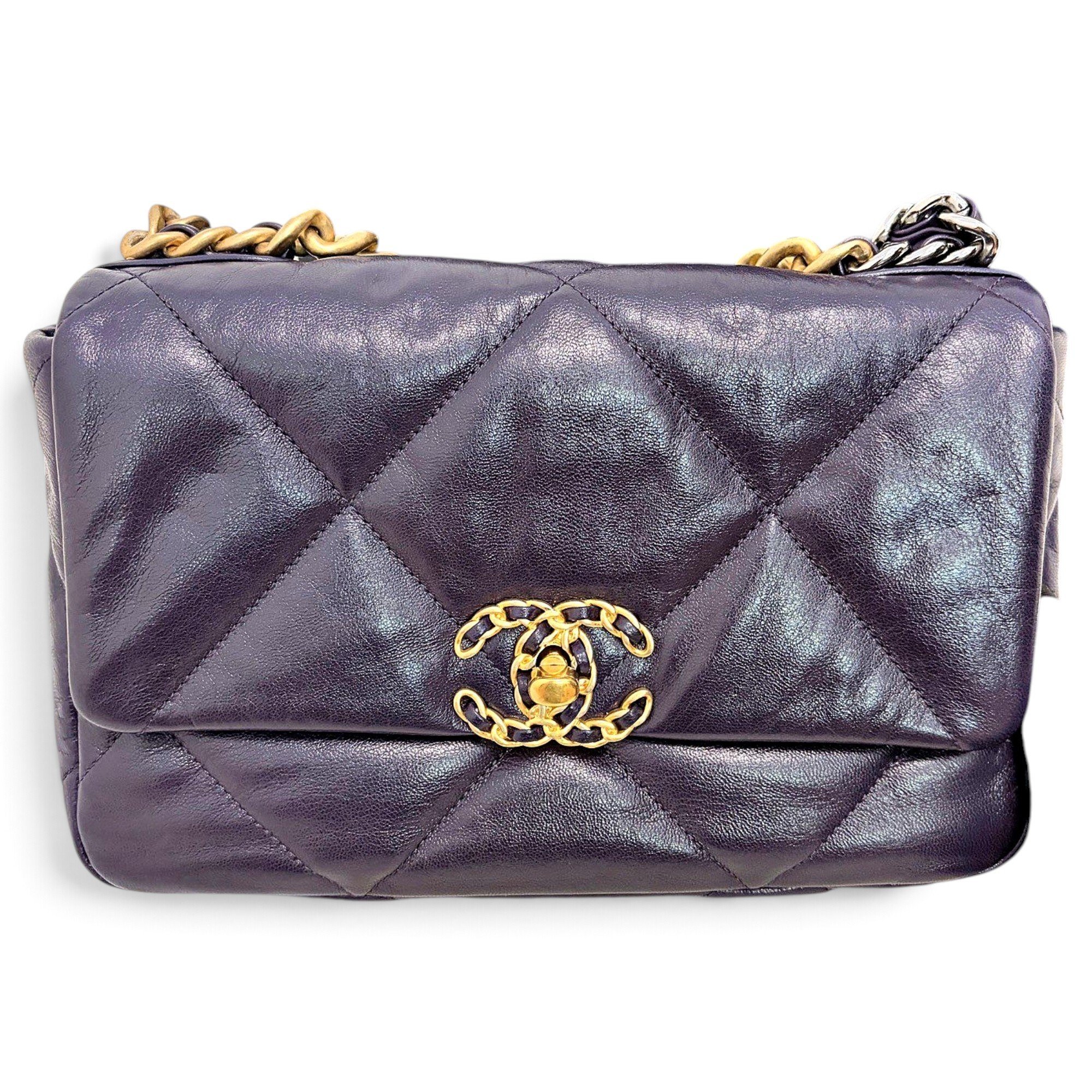 Chanel 19 leather handbag