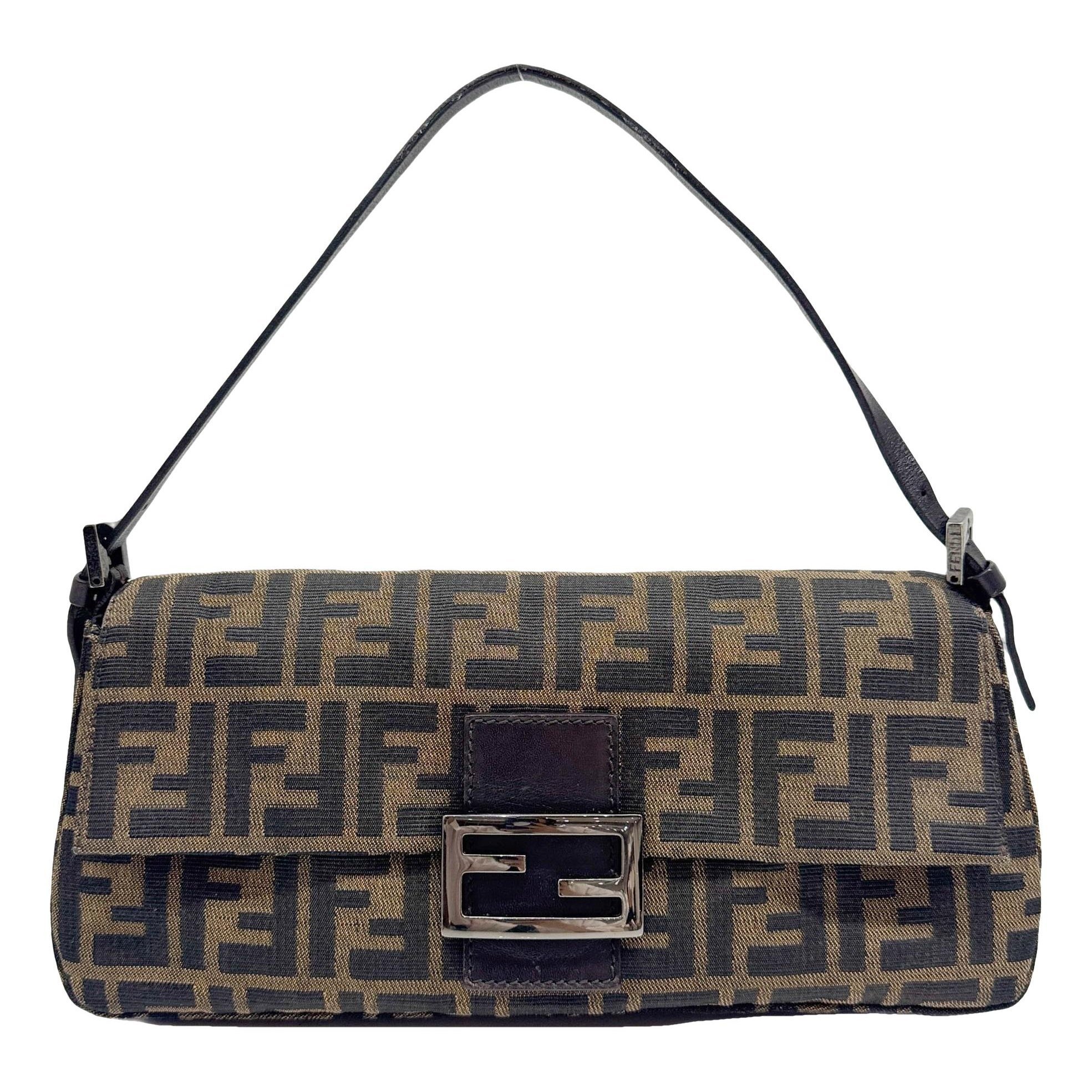 Baguette cloth handbag