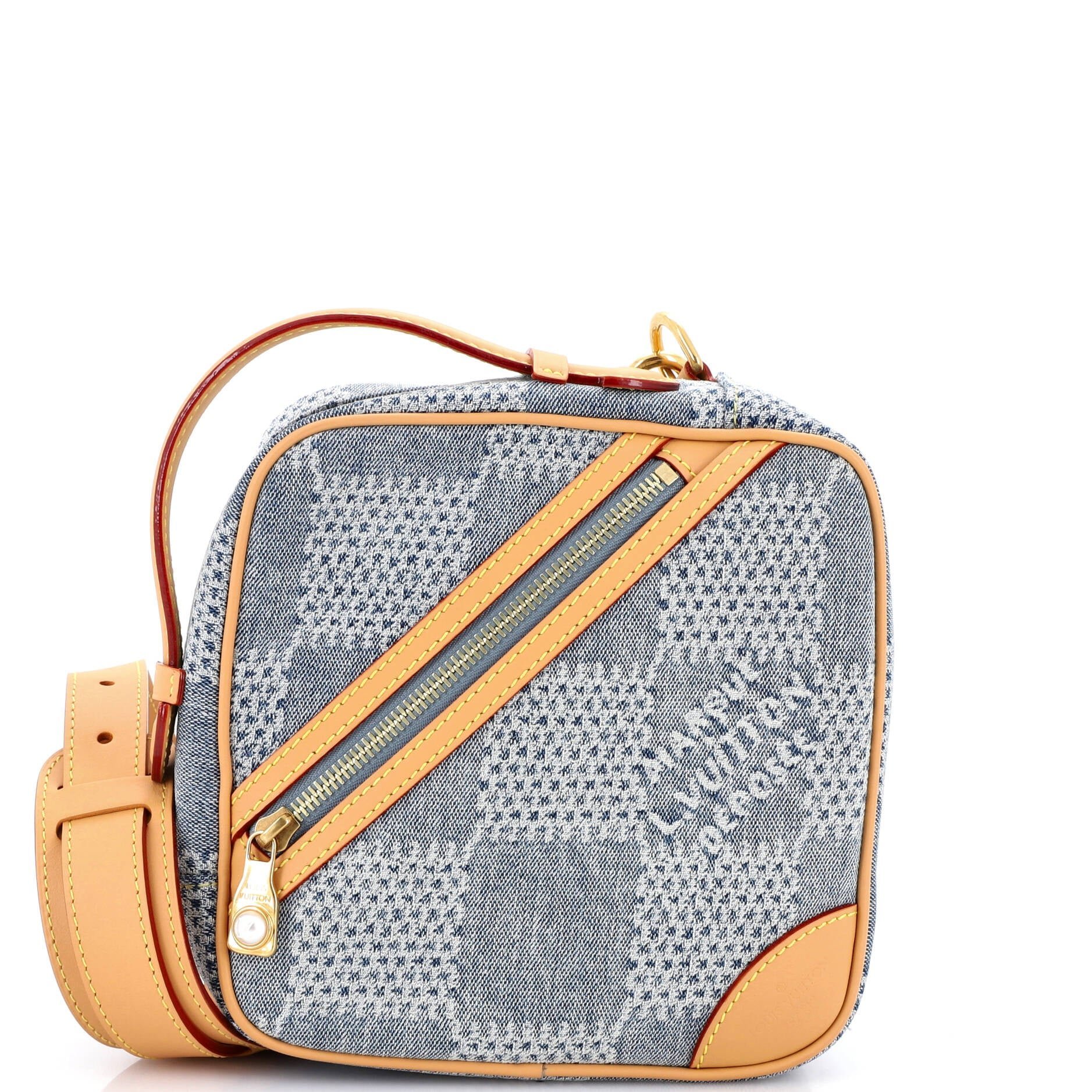 Crossbody bag