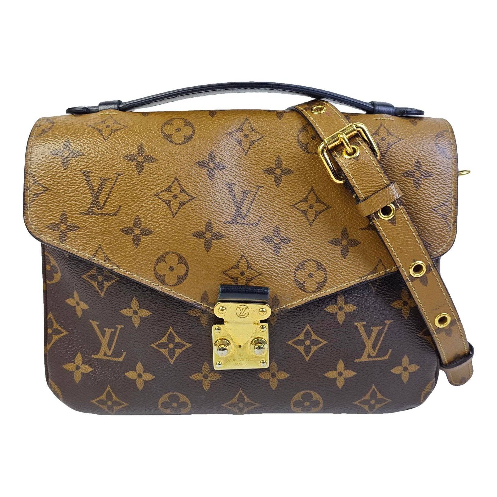 Metis leather handbag