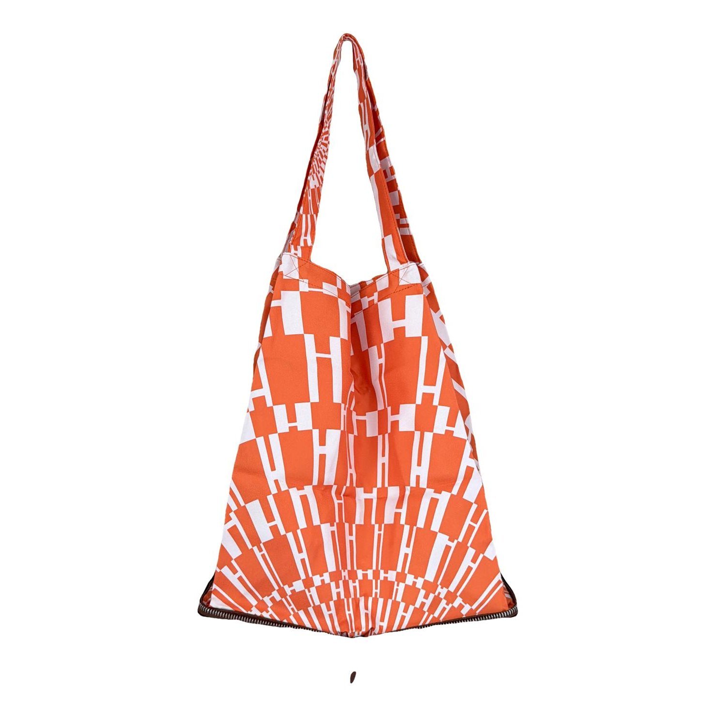 Silky Pop silk bag