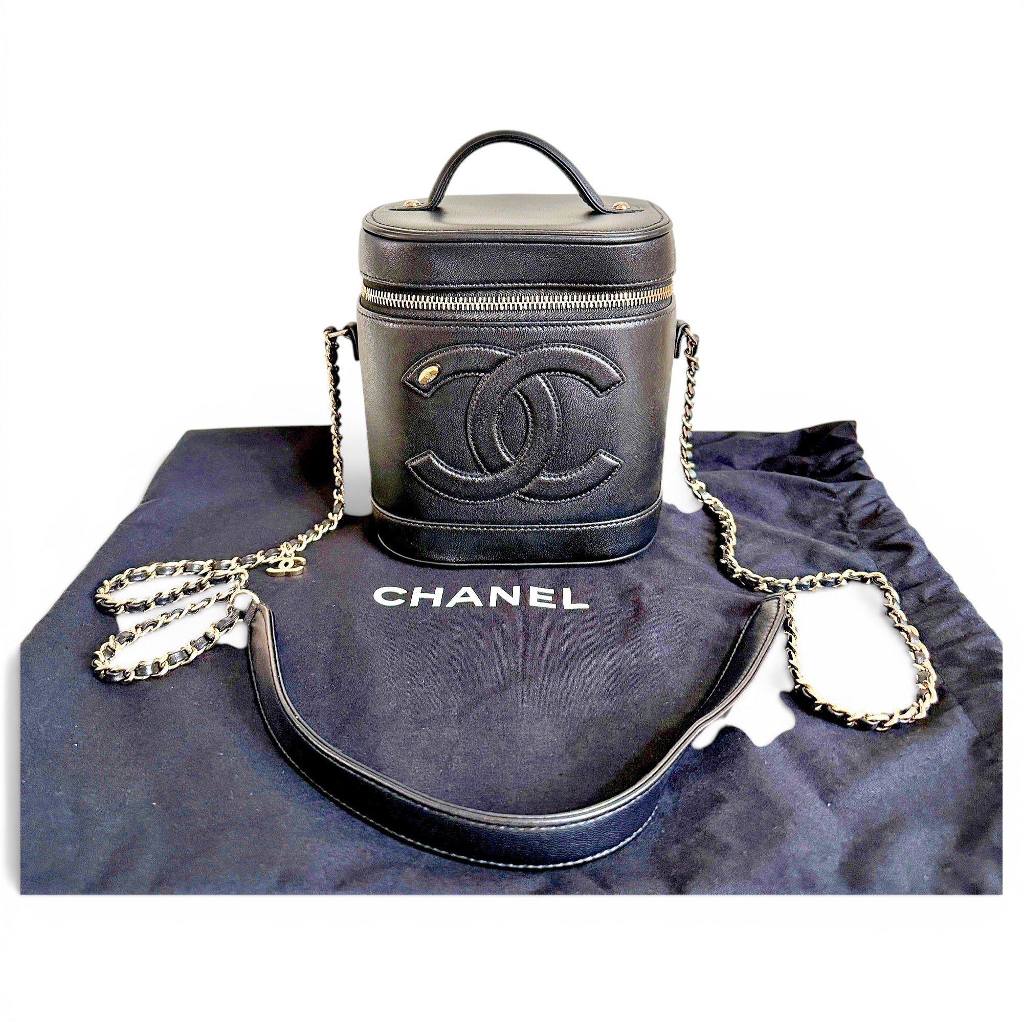 Trendy CC Vanity leather crossbody bag