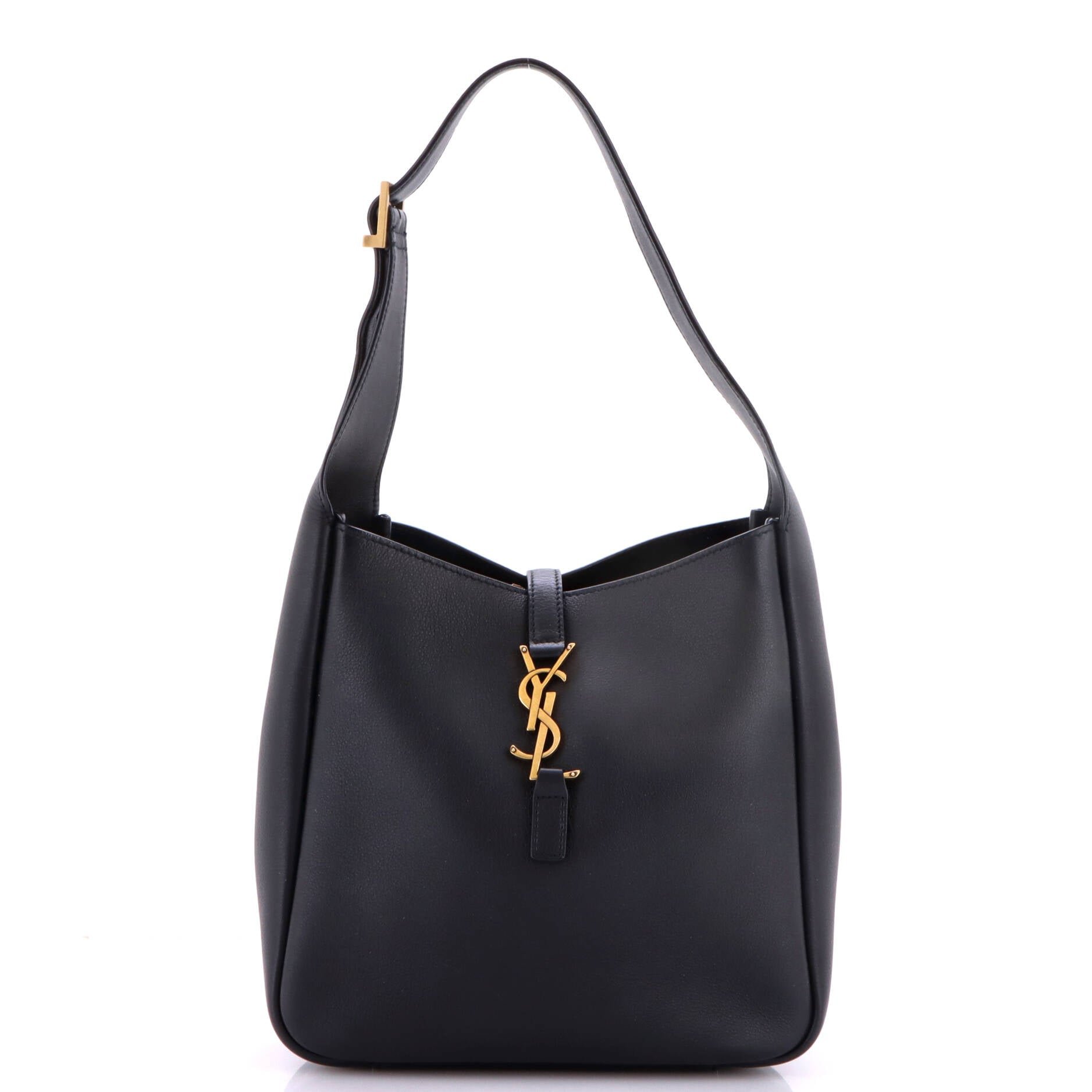 Le 5 a 7 Supple Hobo Leather Small
