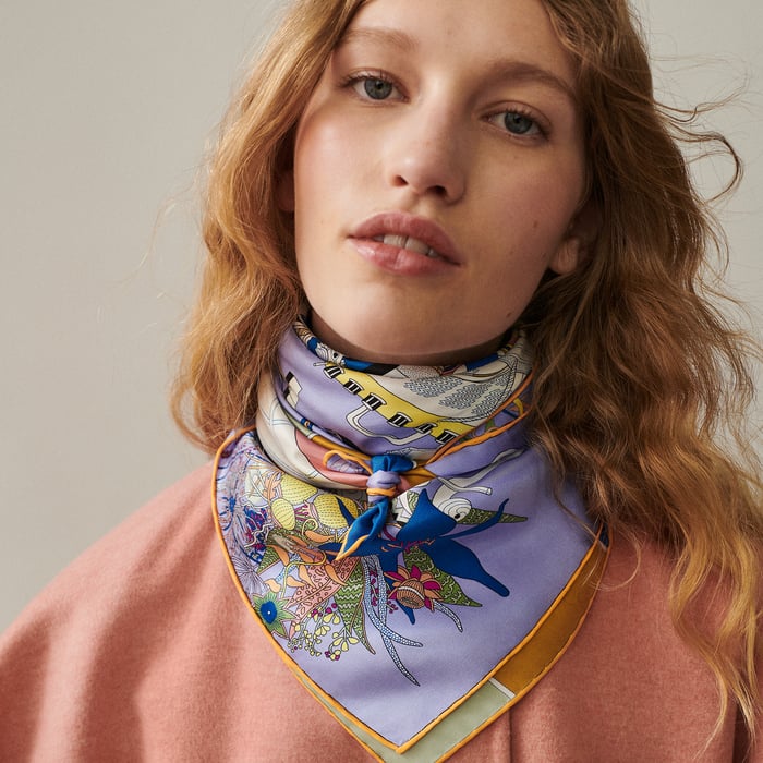 En Studio Scarf 70