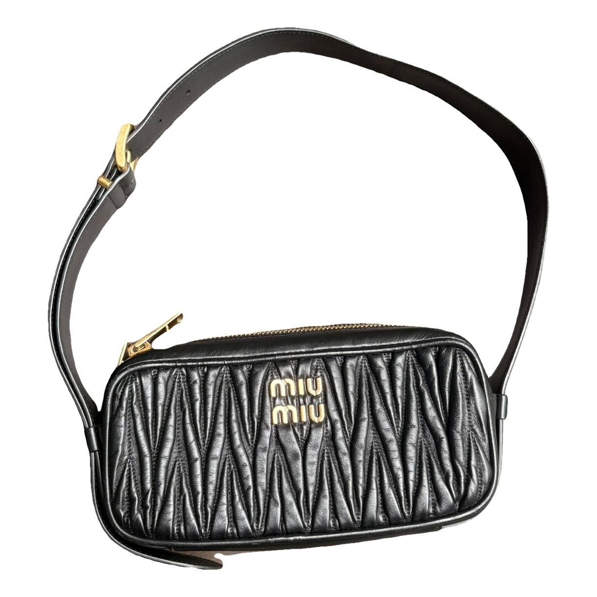 Matelassé leather handbag
