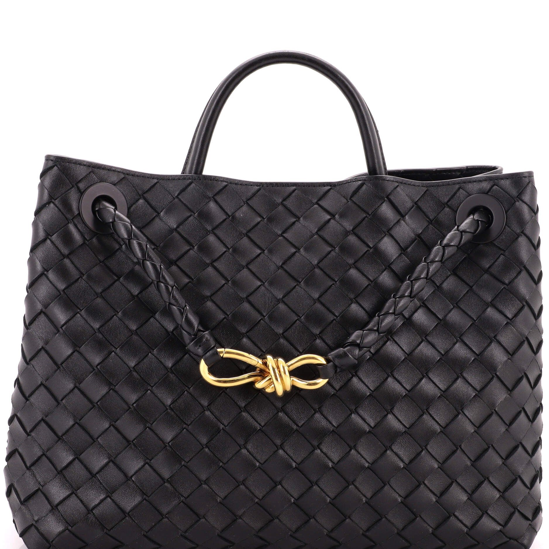 Andiamo Top Handle Bag Intrecciato Nappa Medium