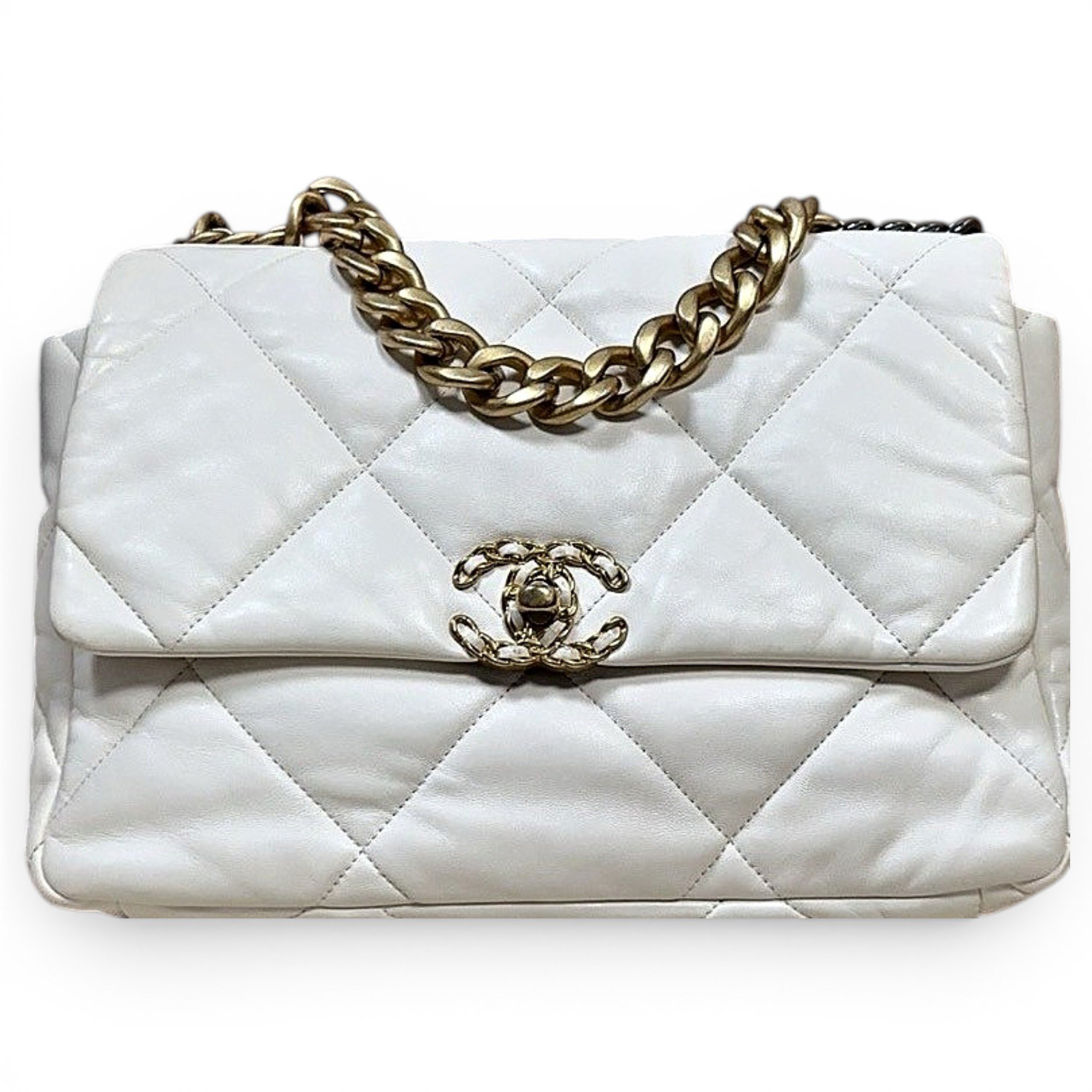 Chanel 19 leather handbag