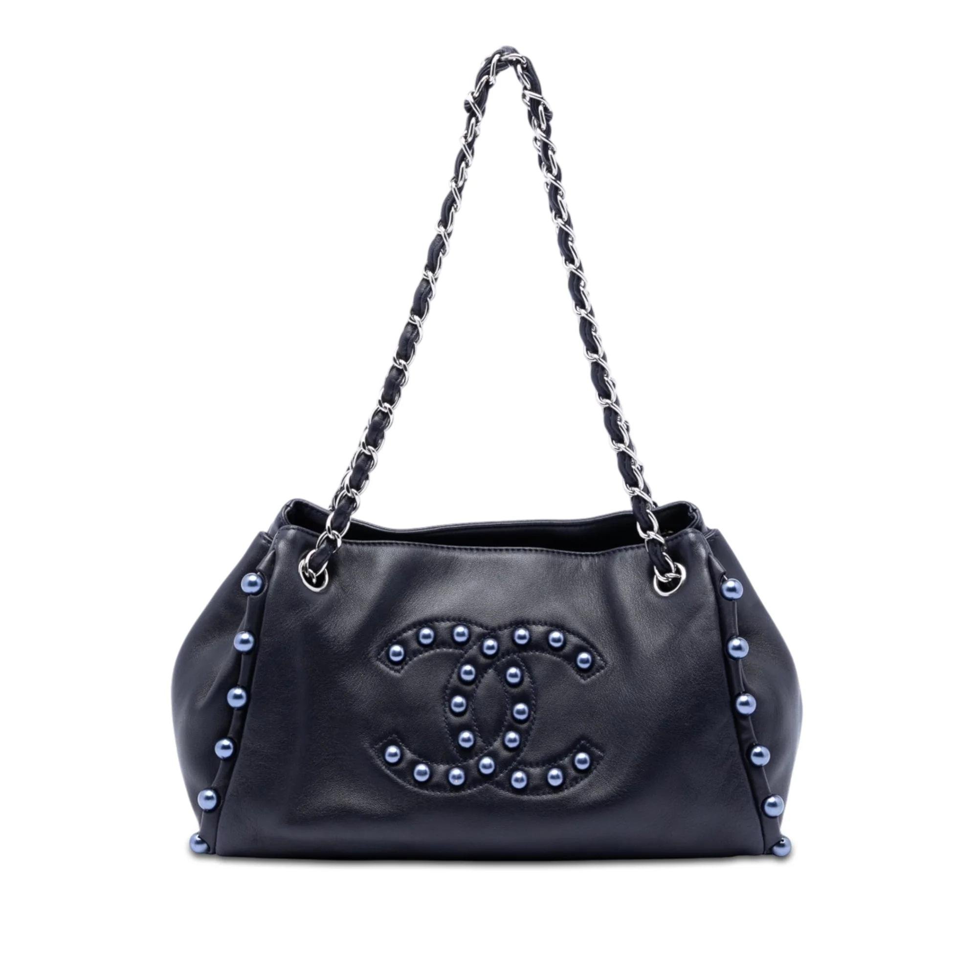 Leather tote