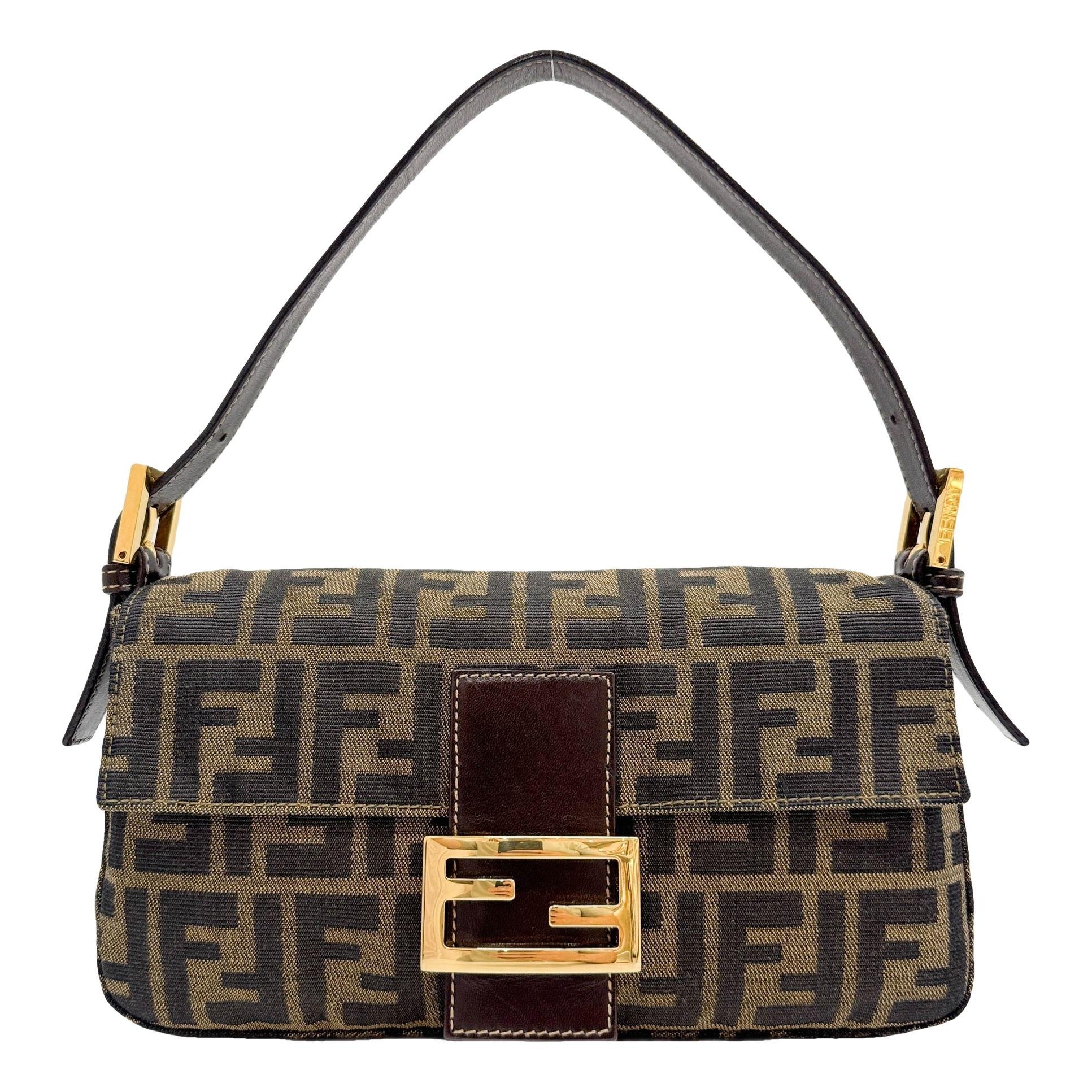 Baguette cloth handbag