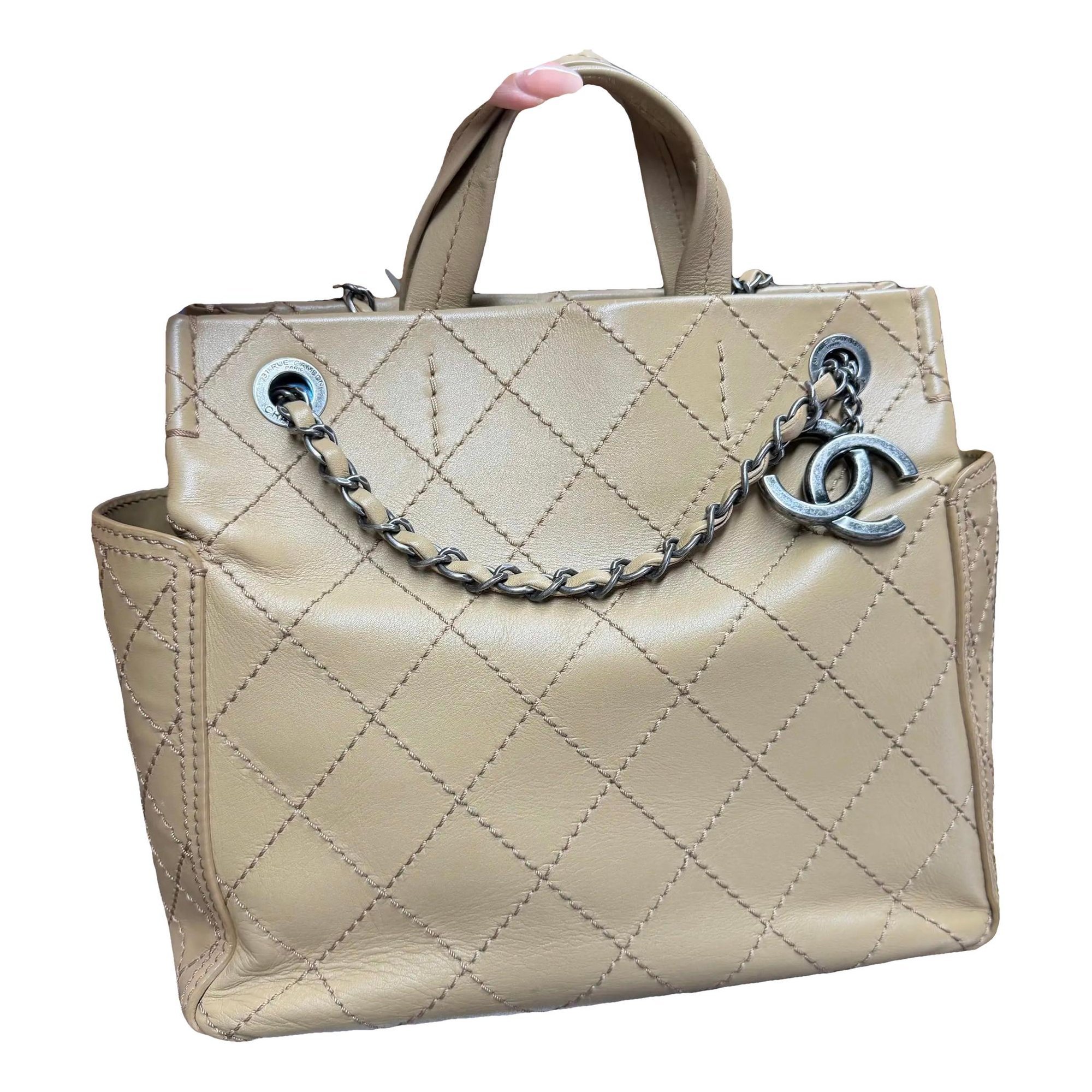 Leather handbag