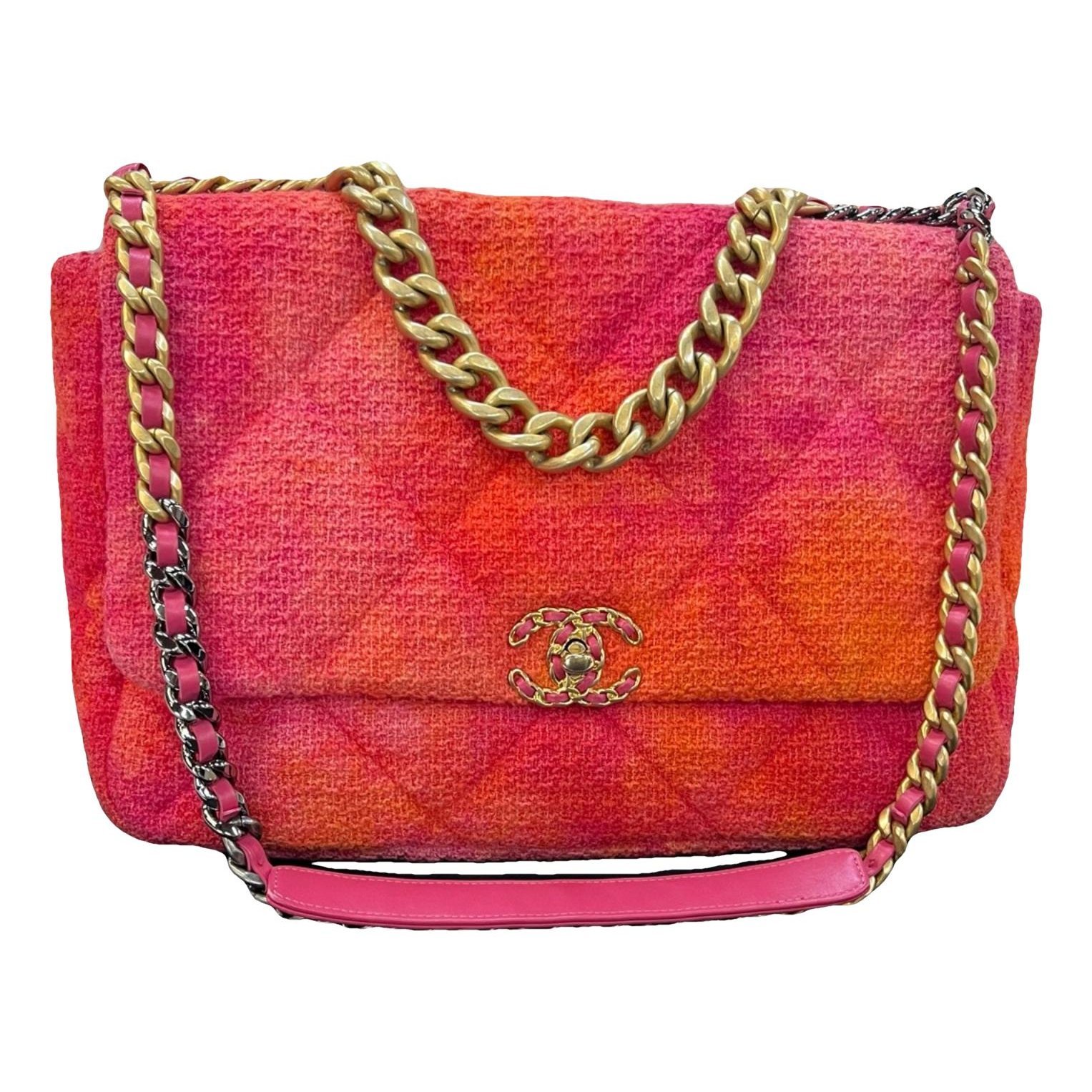 Chanel 19 tweed handbag