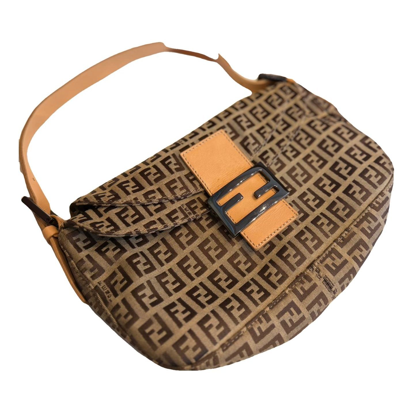 Baguette handbag