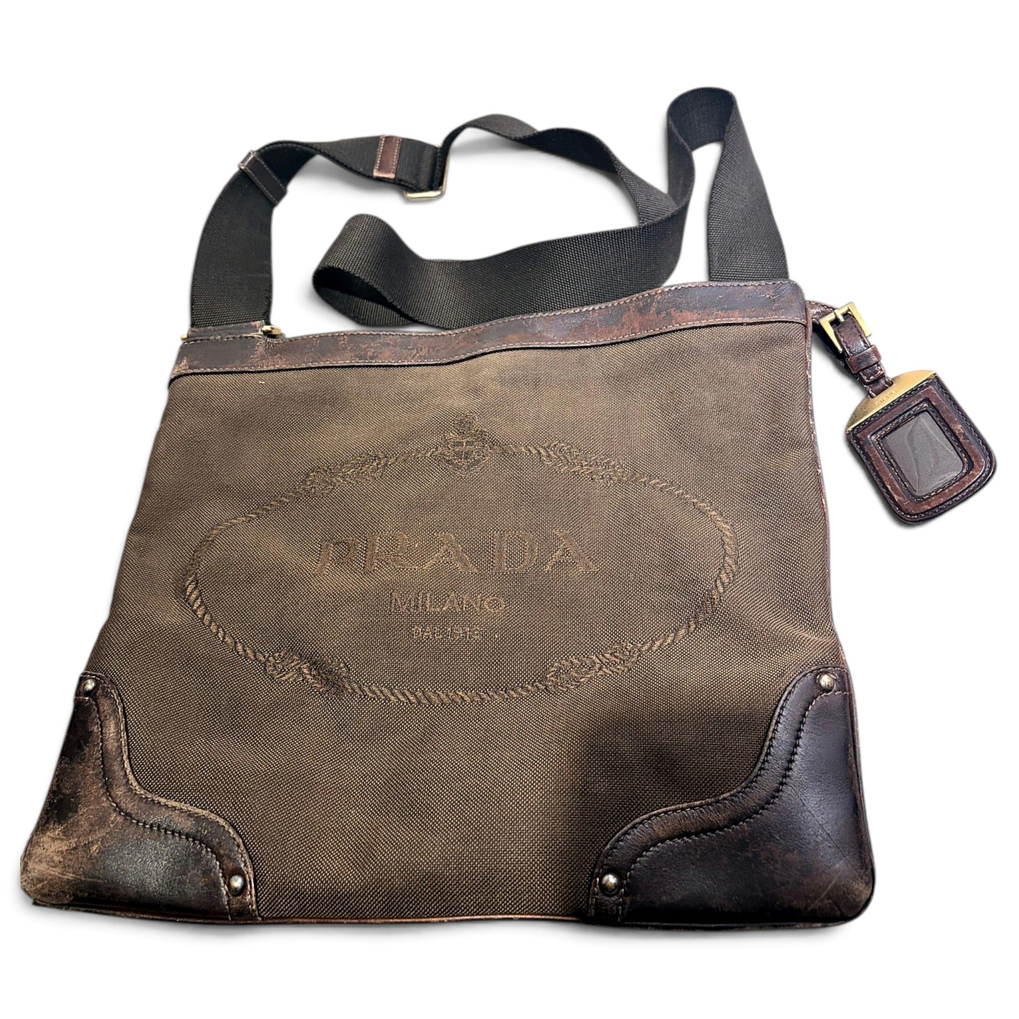 Leather bag