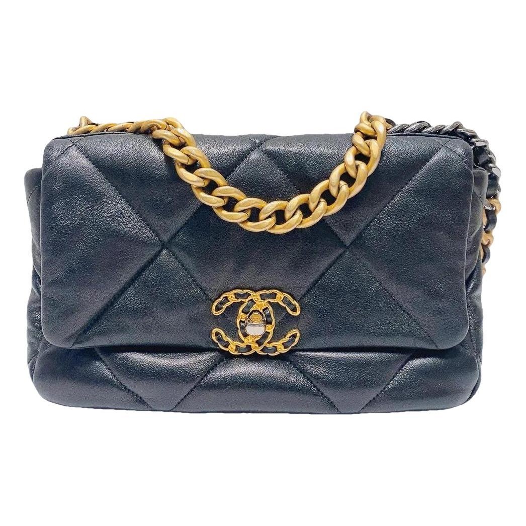 Chanel 19 leather mini bag