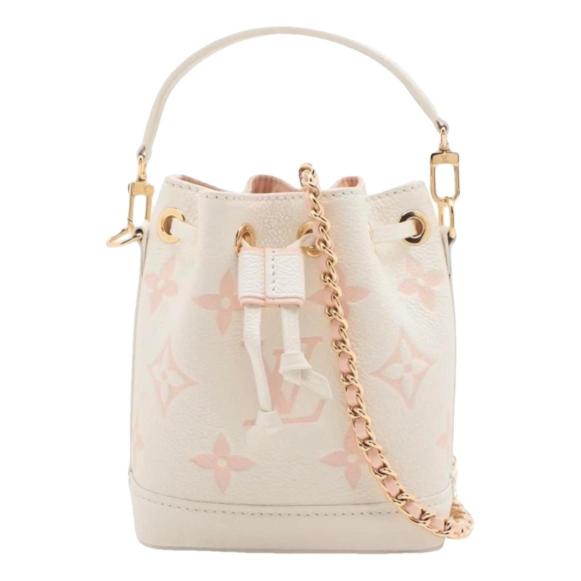 Nano Noé leather handbag