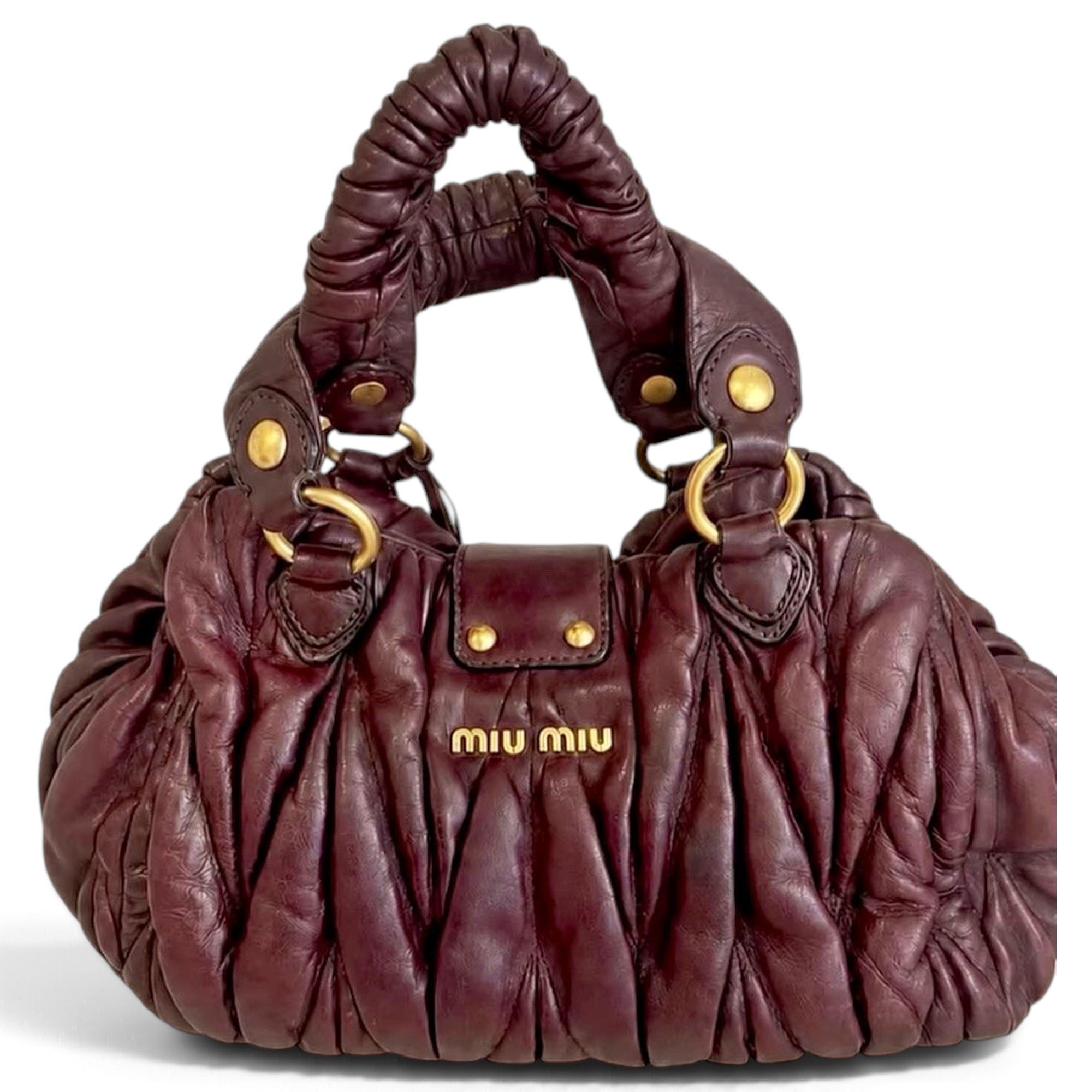 Matelassé leather handbag