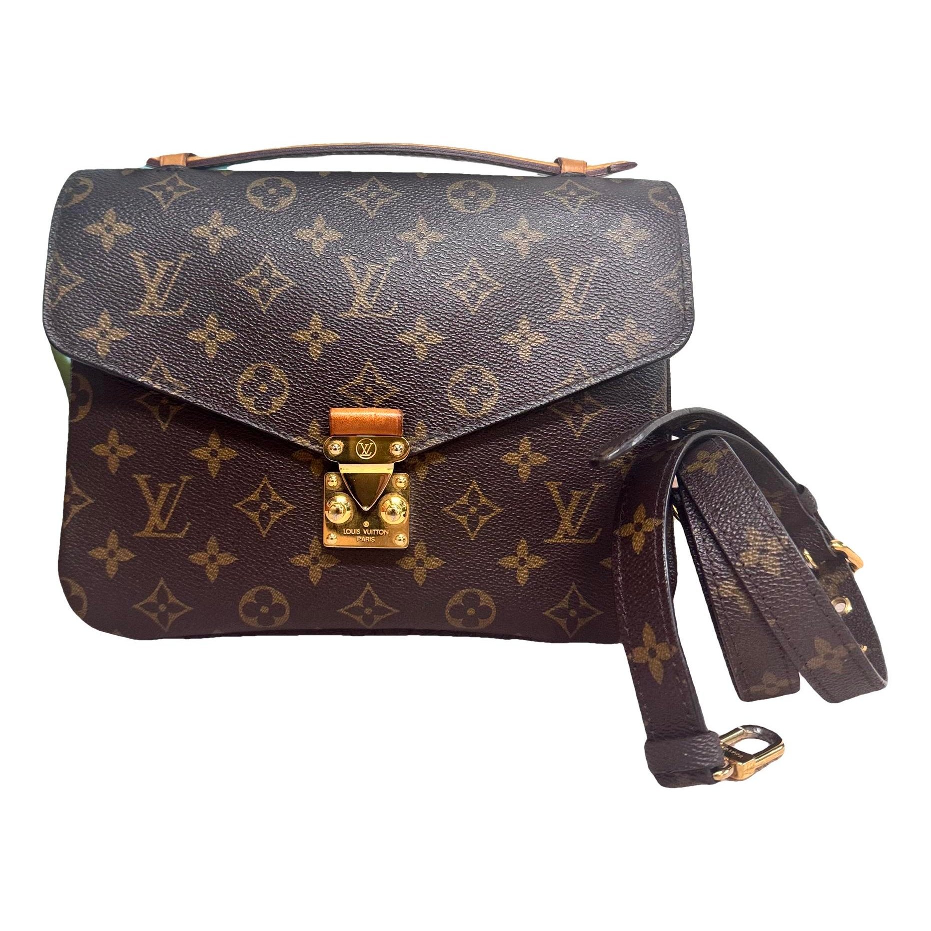 Metis leather handbag