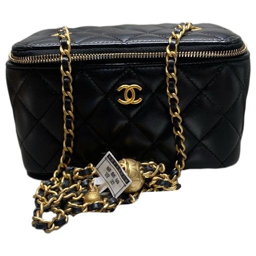 Trendy CC Vanity leather handbag