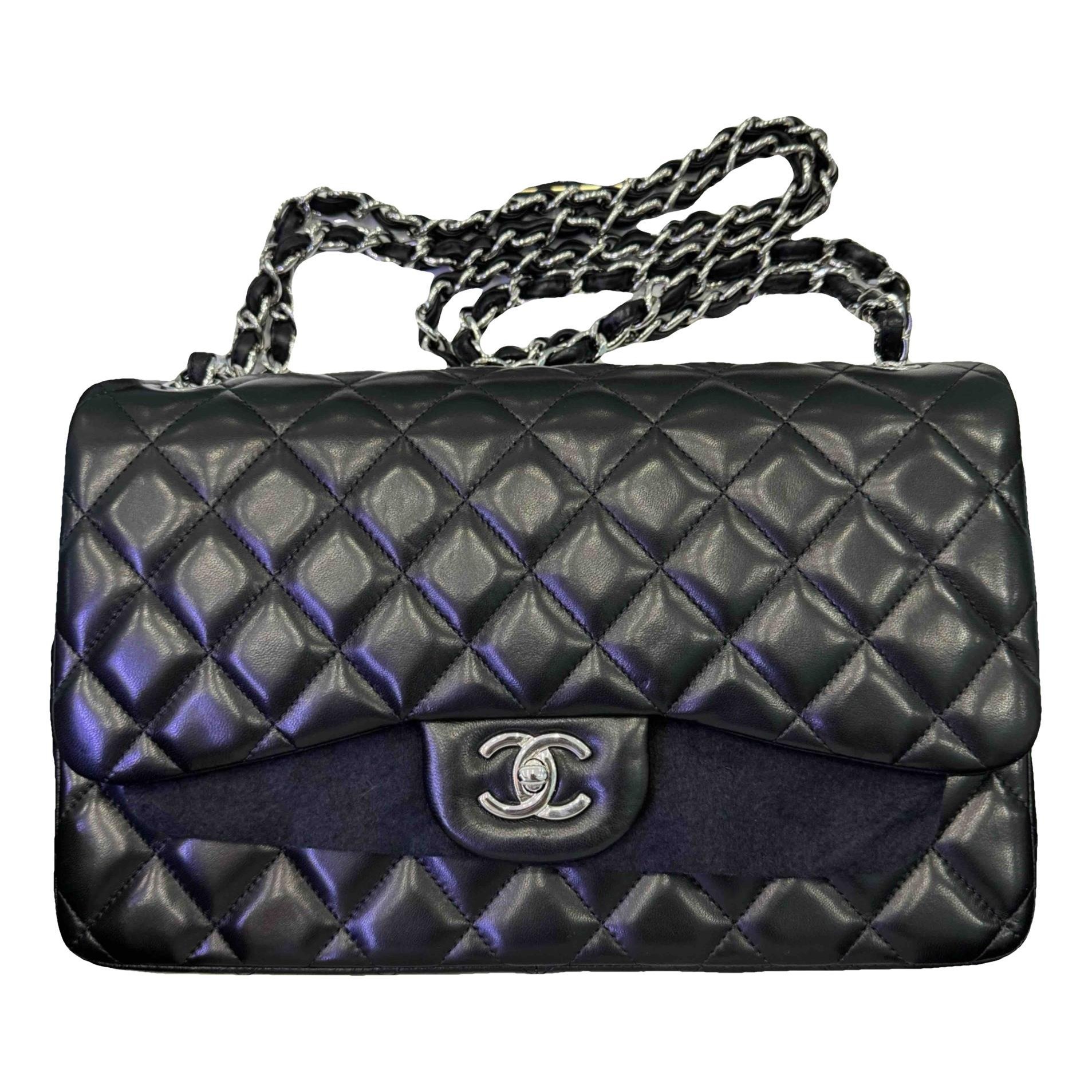 Timeless/Classique leather crossbody bag