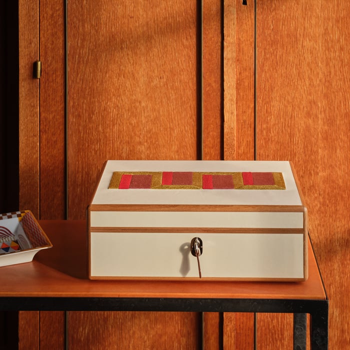 Amalthee Perspectives Indiennes Watch Box, Large Model