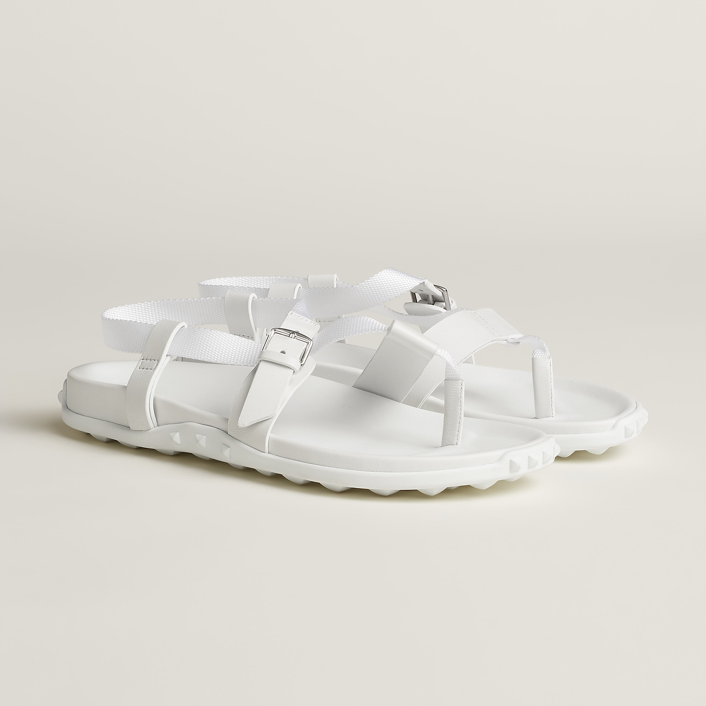 Inboard sandal