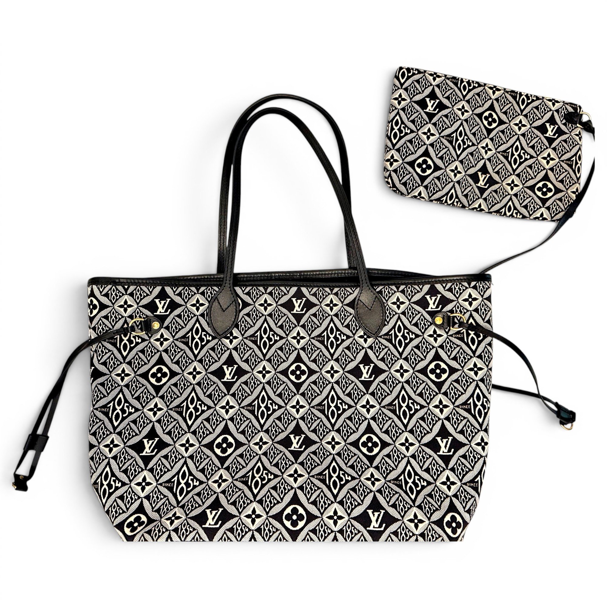 Louis Vuitton Neverfull cloth tote