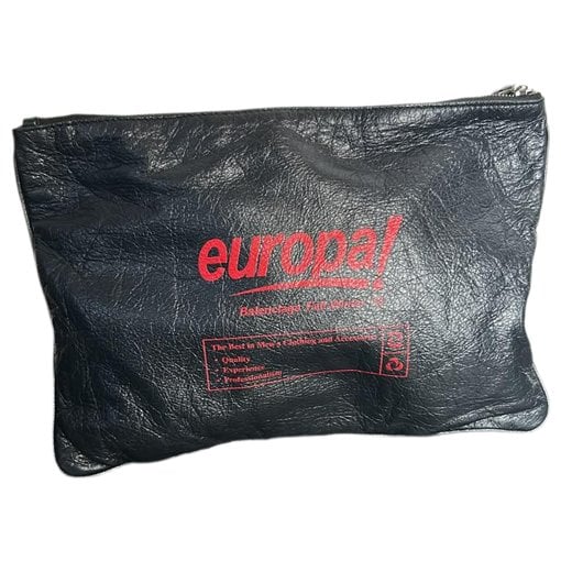 Leather clutch bag