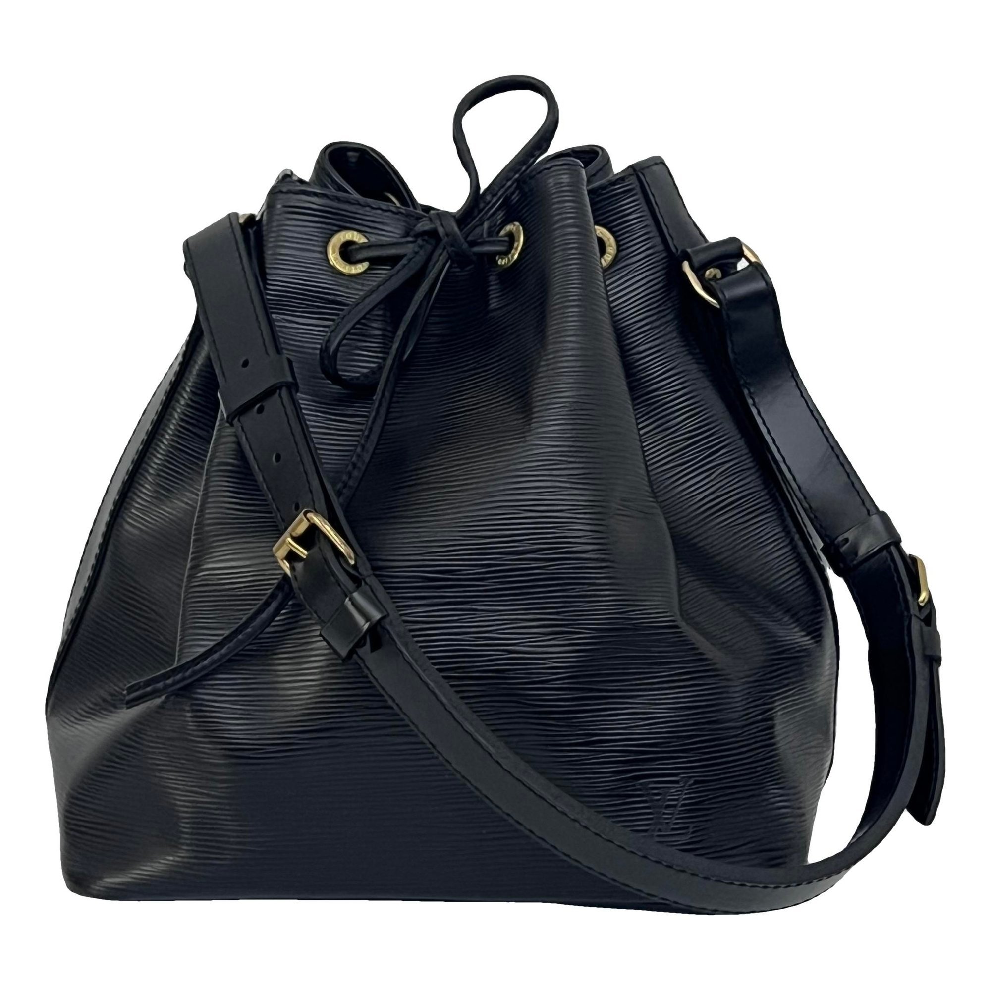 Noé leather handbag