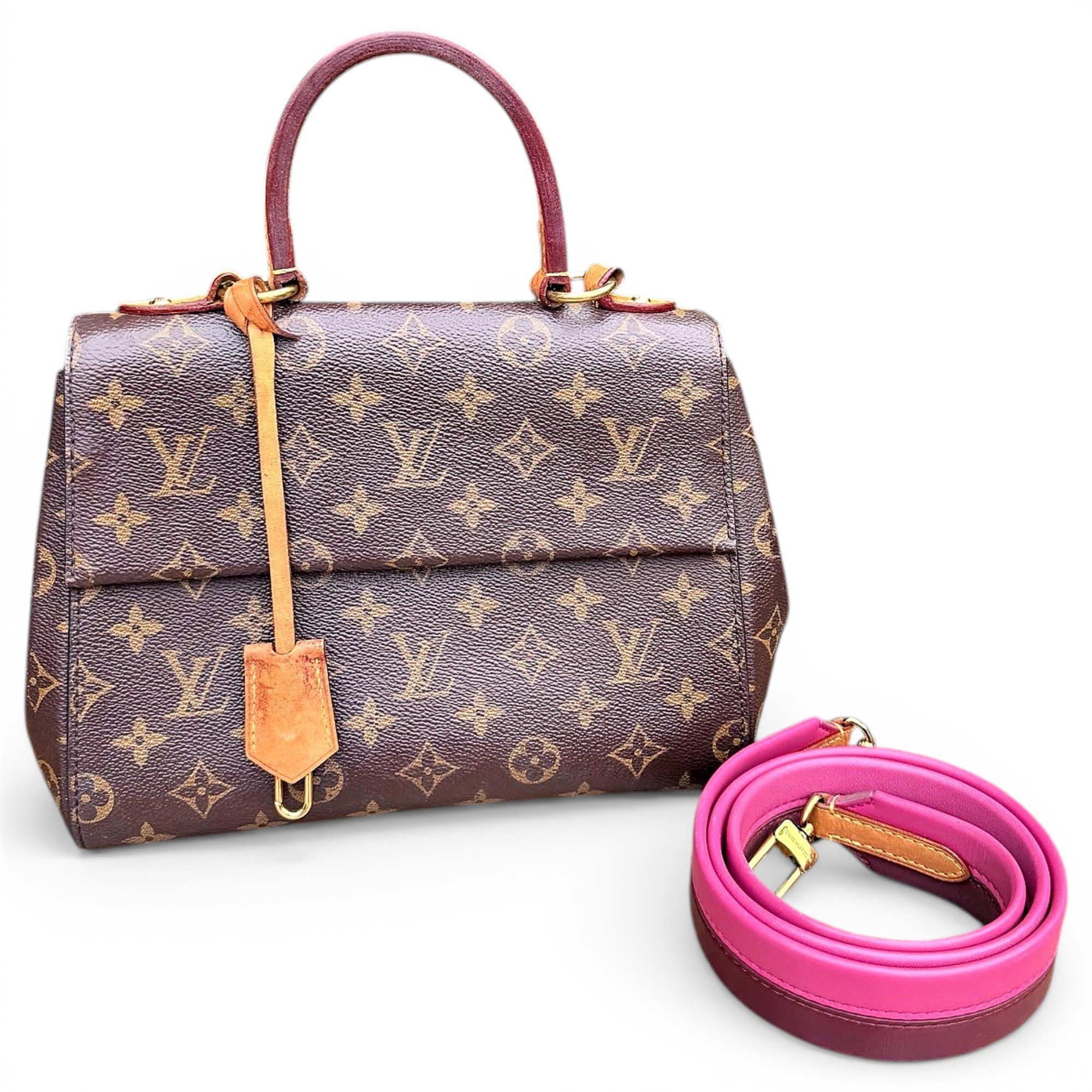 Louis Vuitton Cluny leather handbag
