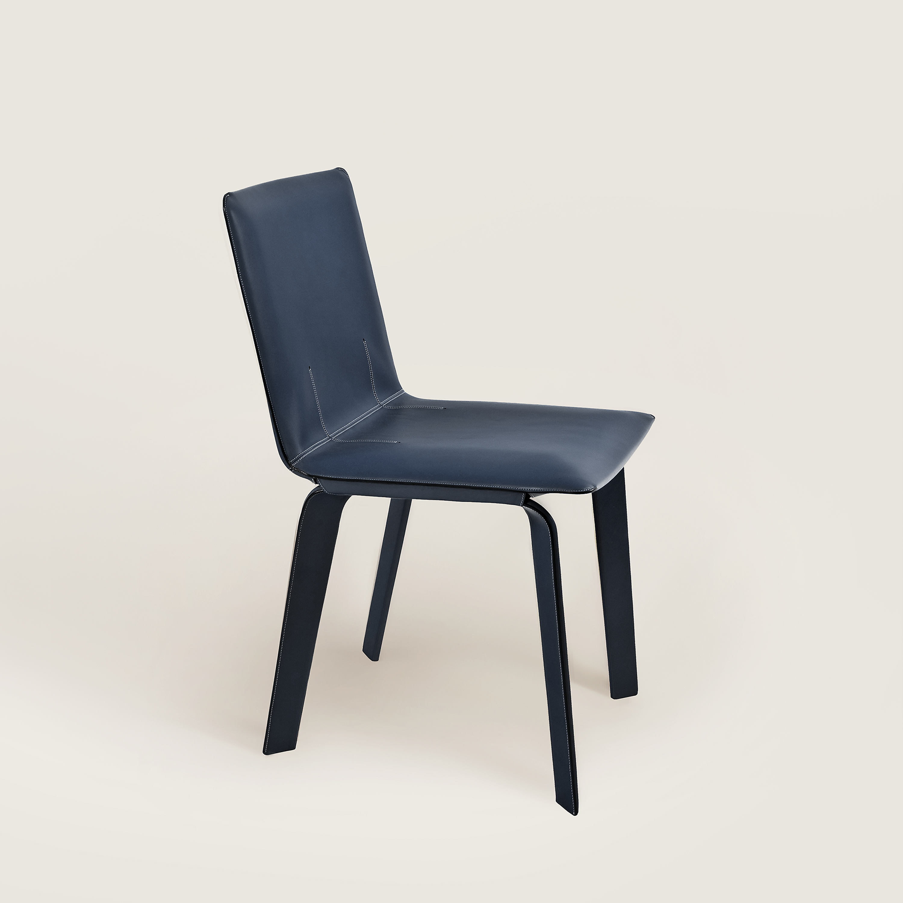 Sellier chair