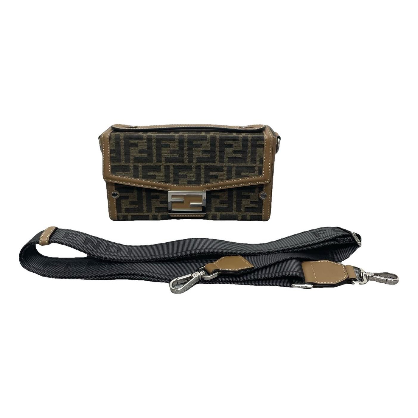 Baguette leather handbag