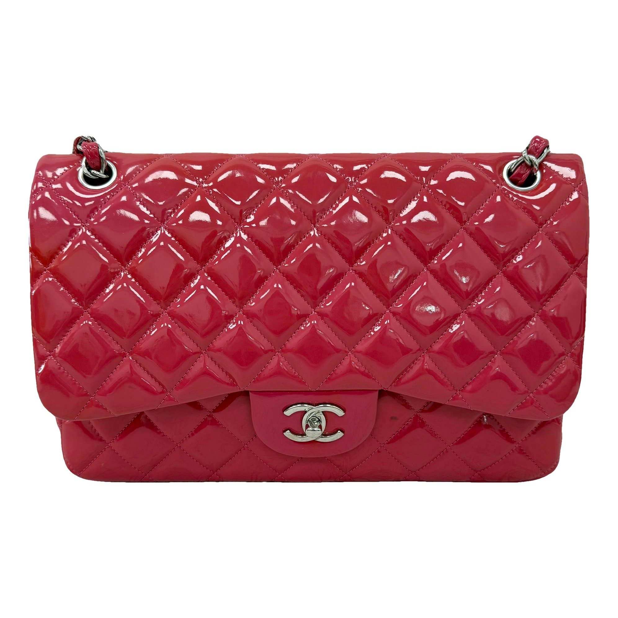 Timeless/Classique patent leather handbag