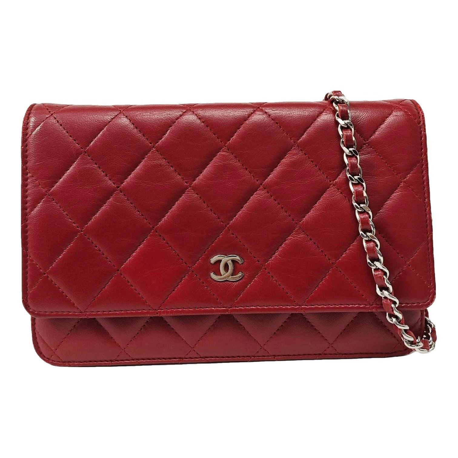 Wallet On Chain Timeless/Classique leather crossbody bag