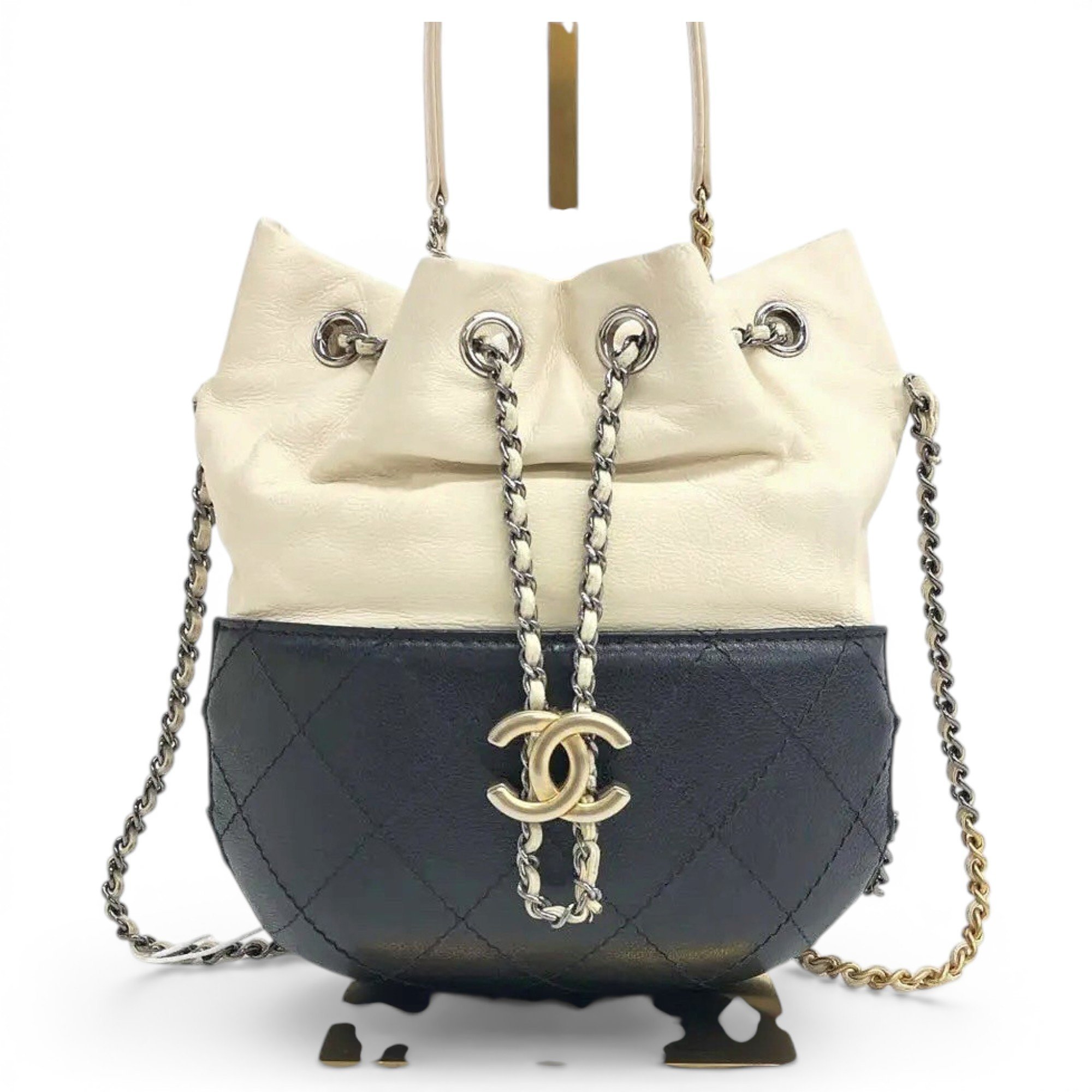 Gabrielle Bucket leather crossbody bag